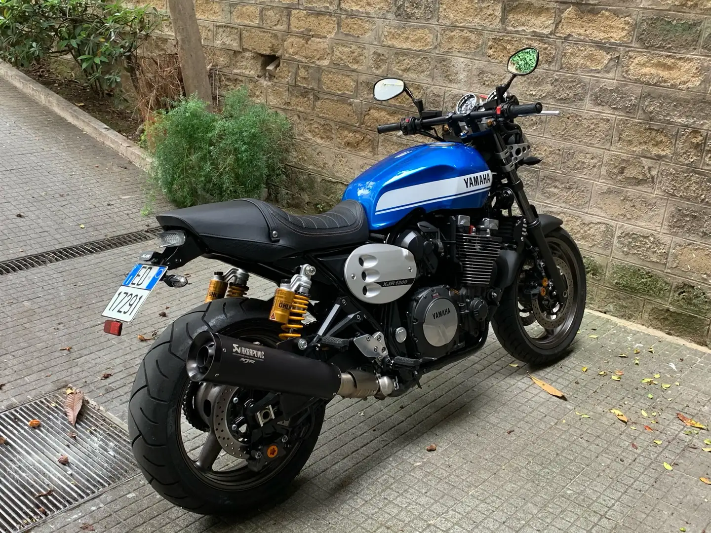 Yamaha XJR 1300 Modrá - 1