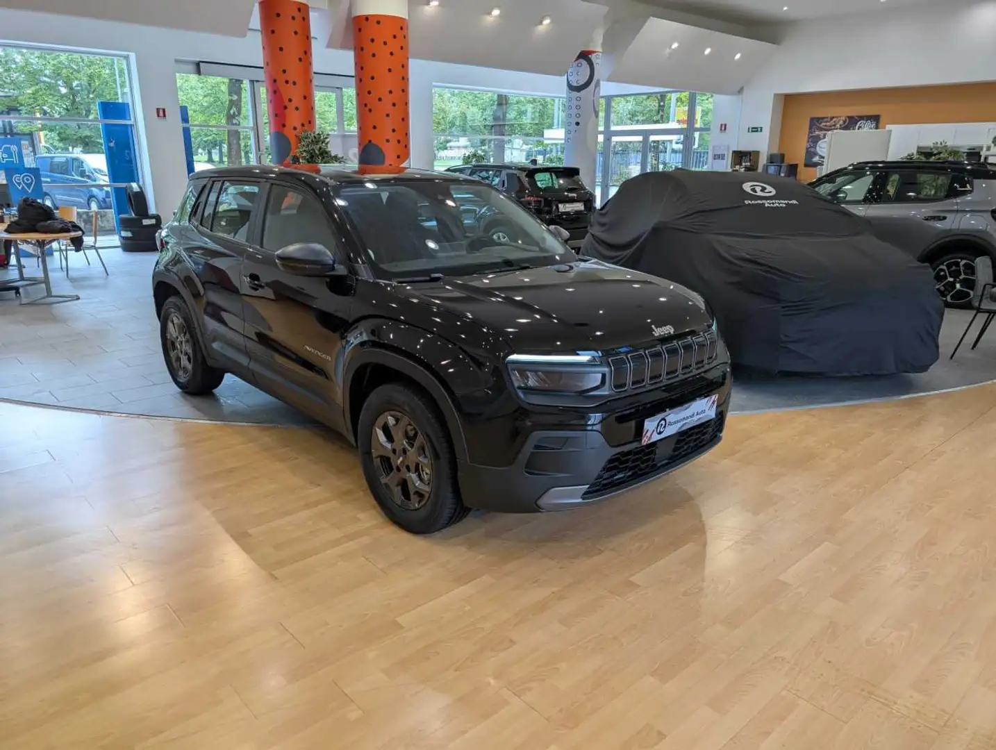 Jeep Avenger Avenger 1.2 Turbo 100 CV Longitude Schwarz - 2