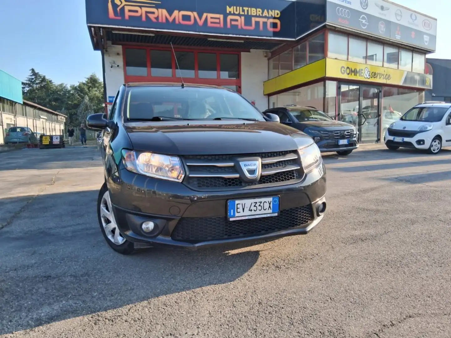 Dacia Sandero 1.2 GPL 75CV Lauréate Nero - 2