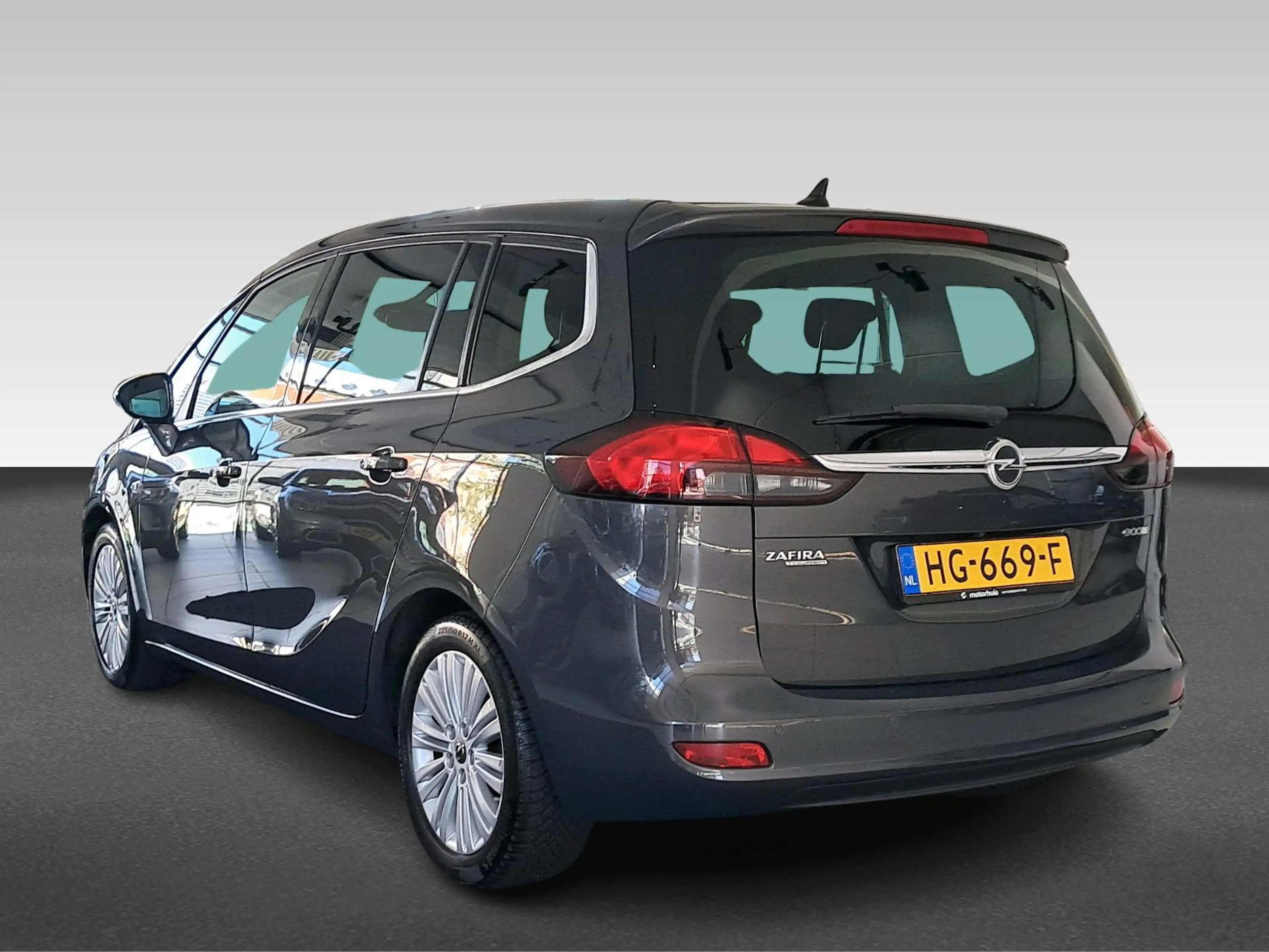 Opel Zafira Tourer 1.4 Business+ 7p. — photo 3