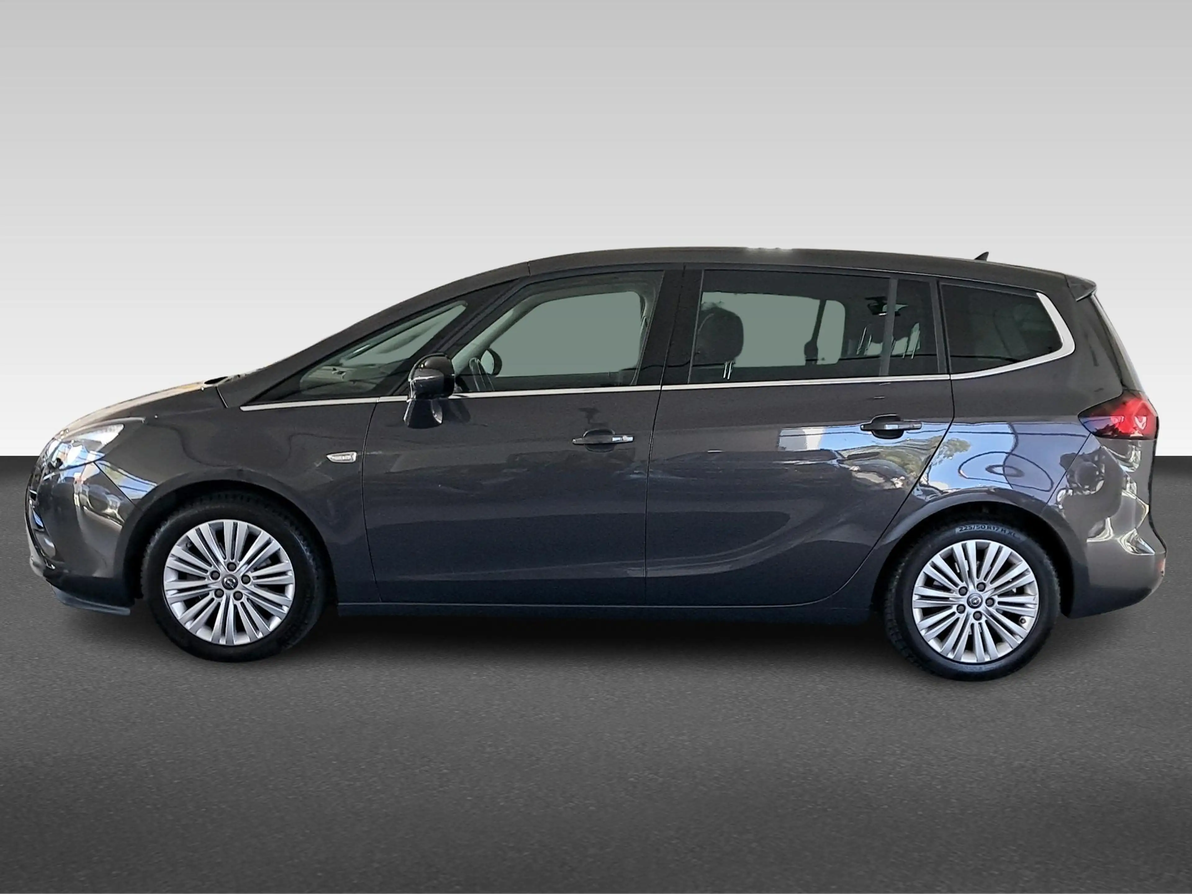 Opel Zafira Tourer 1.4 Business+ 7p. — photo 2