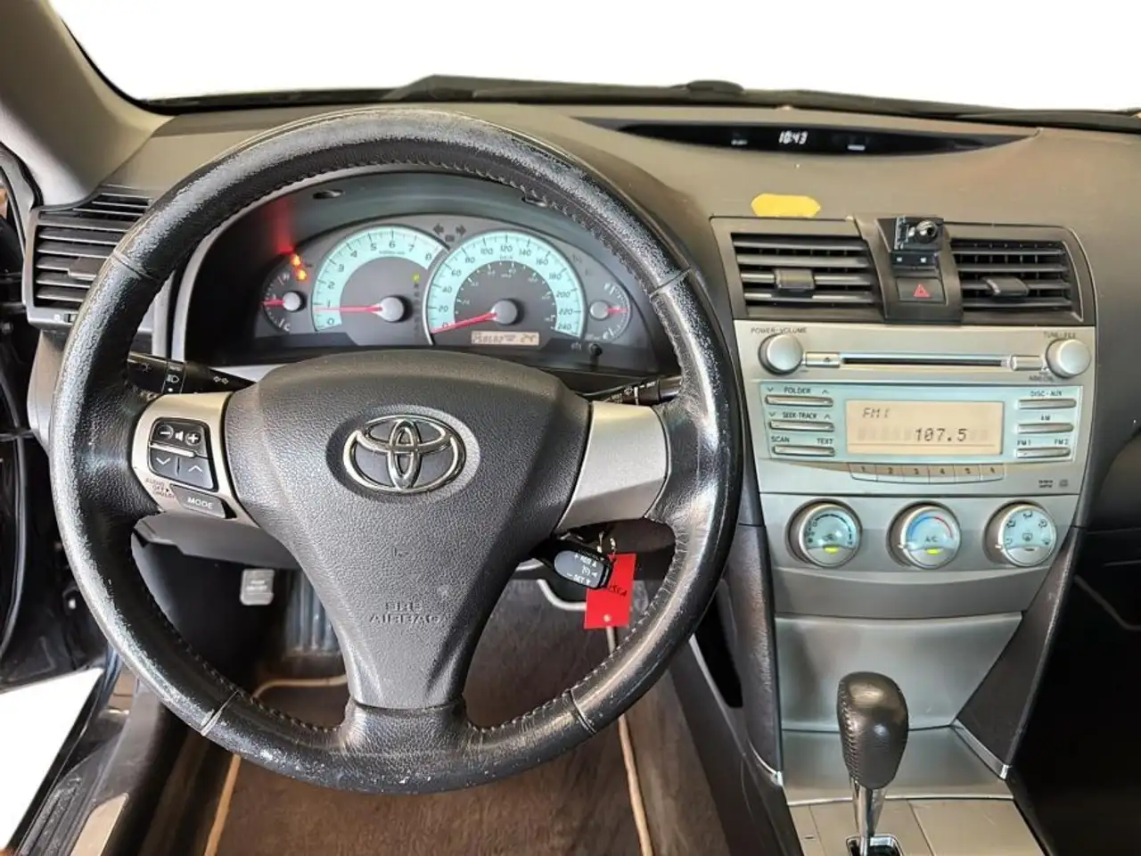 Toyota Camry photo Toyota Camry