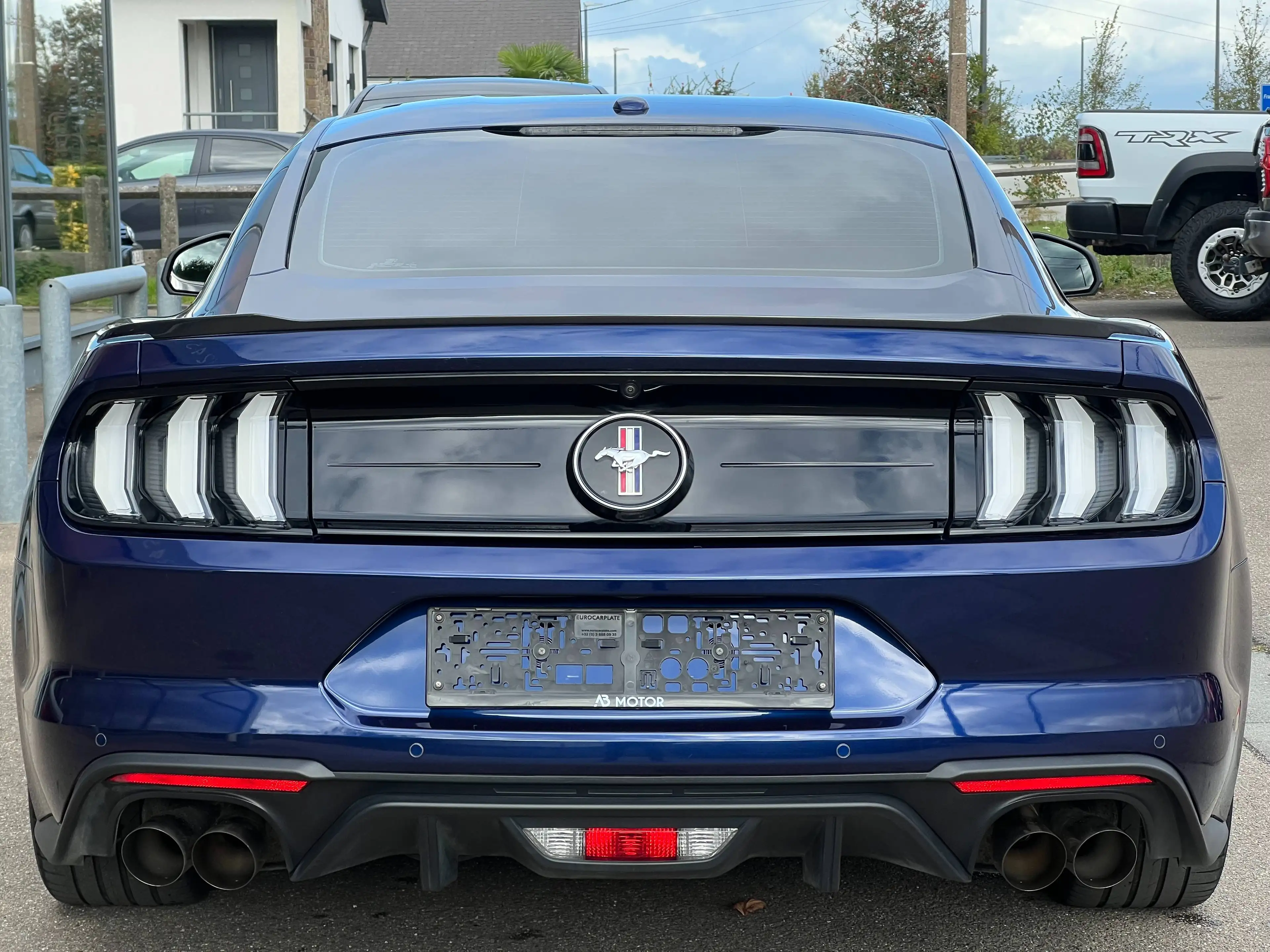 Ford Mustang 2.3EcoBoost Manual FIFTY FIVE  Exhaust Cockpit 1er Proprietaire Full Option — photo 6