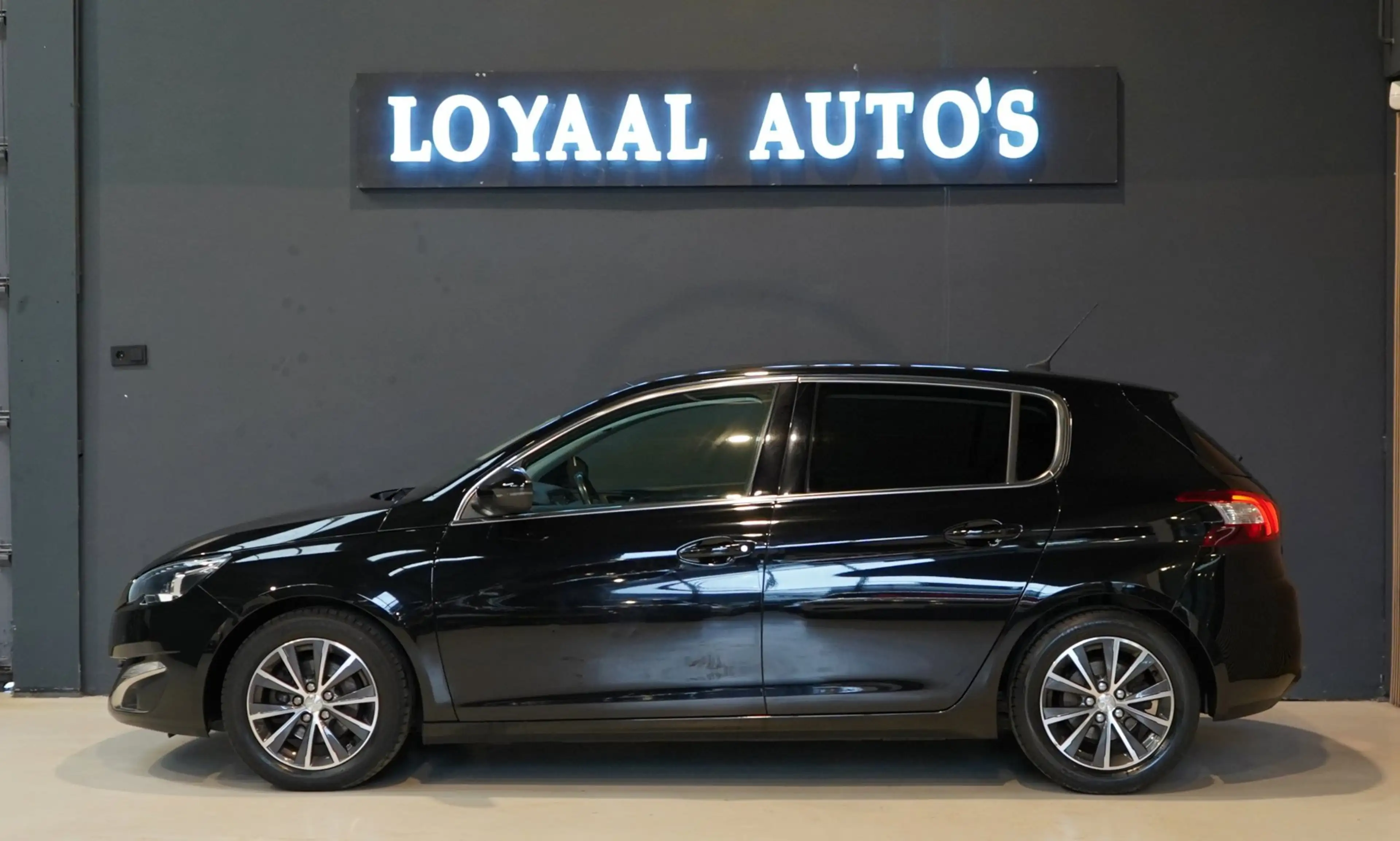 Peugeot 308 1.2 PureTech Allure | SCHUIFDAK | ACHTERUITRIJCA. — photo 4