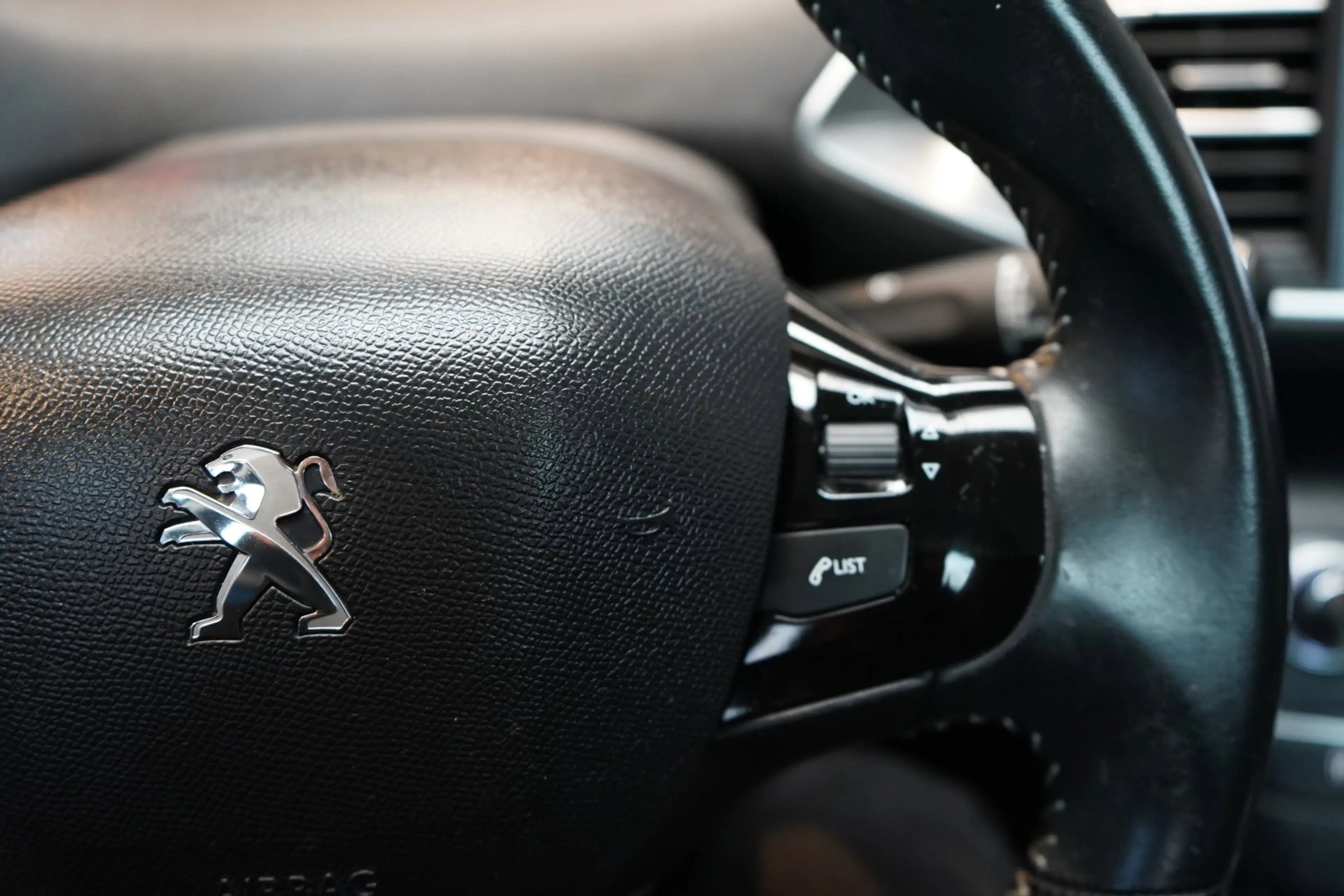 Peugeot 308 1.2 PureTech Allure | SCHUIFDAK | ACHTERUITRIJCA. — photo 27