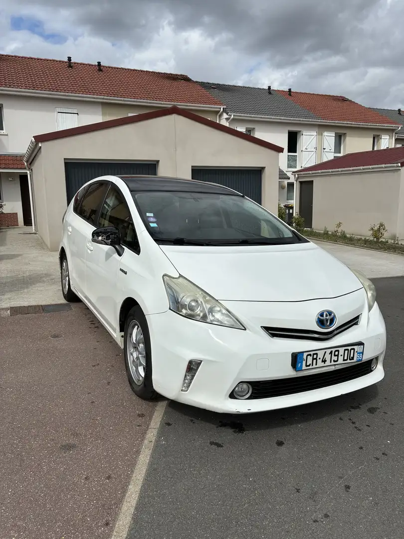 Toyota Prius+ - 1