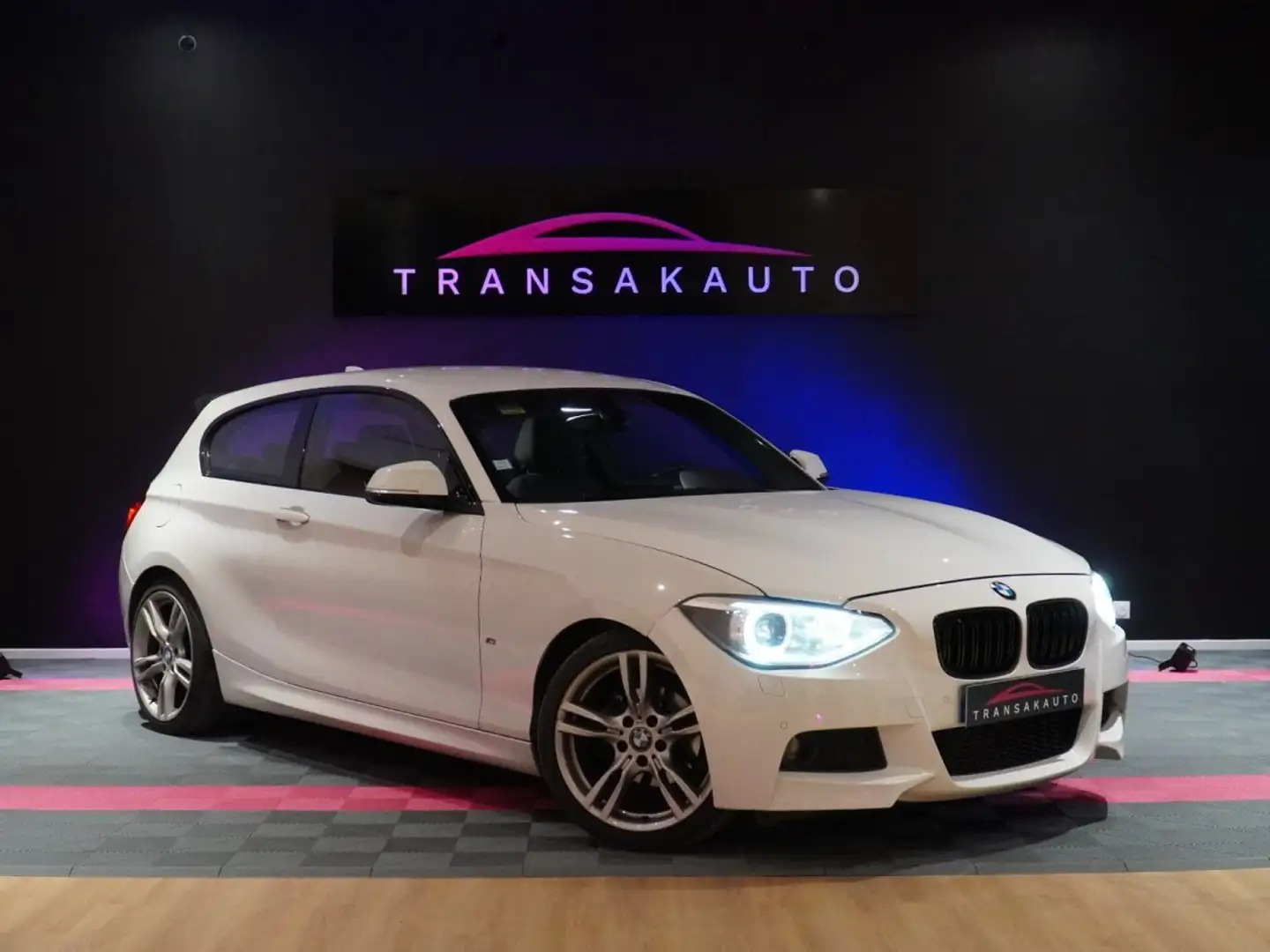 BMW 118 SERIE F21 118d 143 ch M Sport / DISTRIBUTION FAITE Blanc - 1