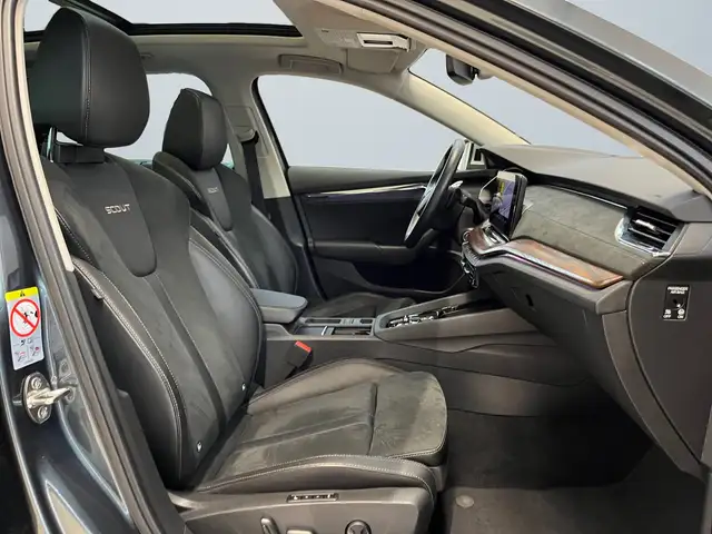 Skoda Octavia view 12