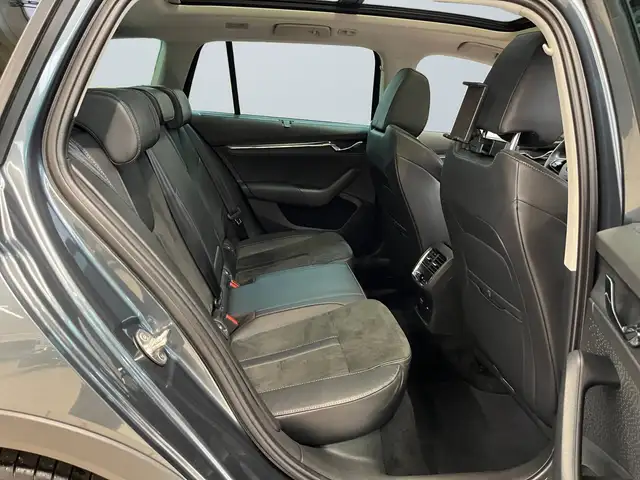 Skoda Octavia view 13