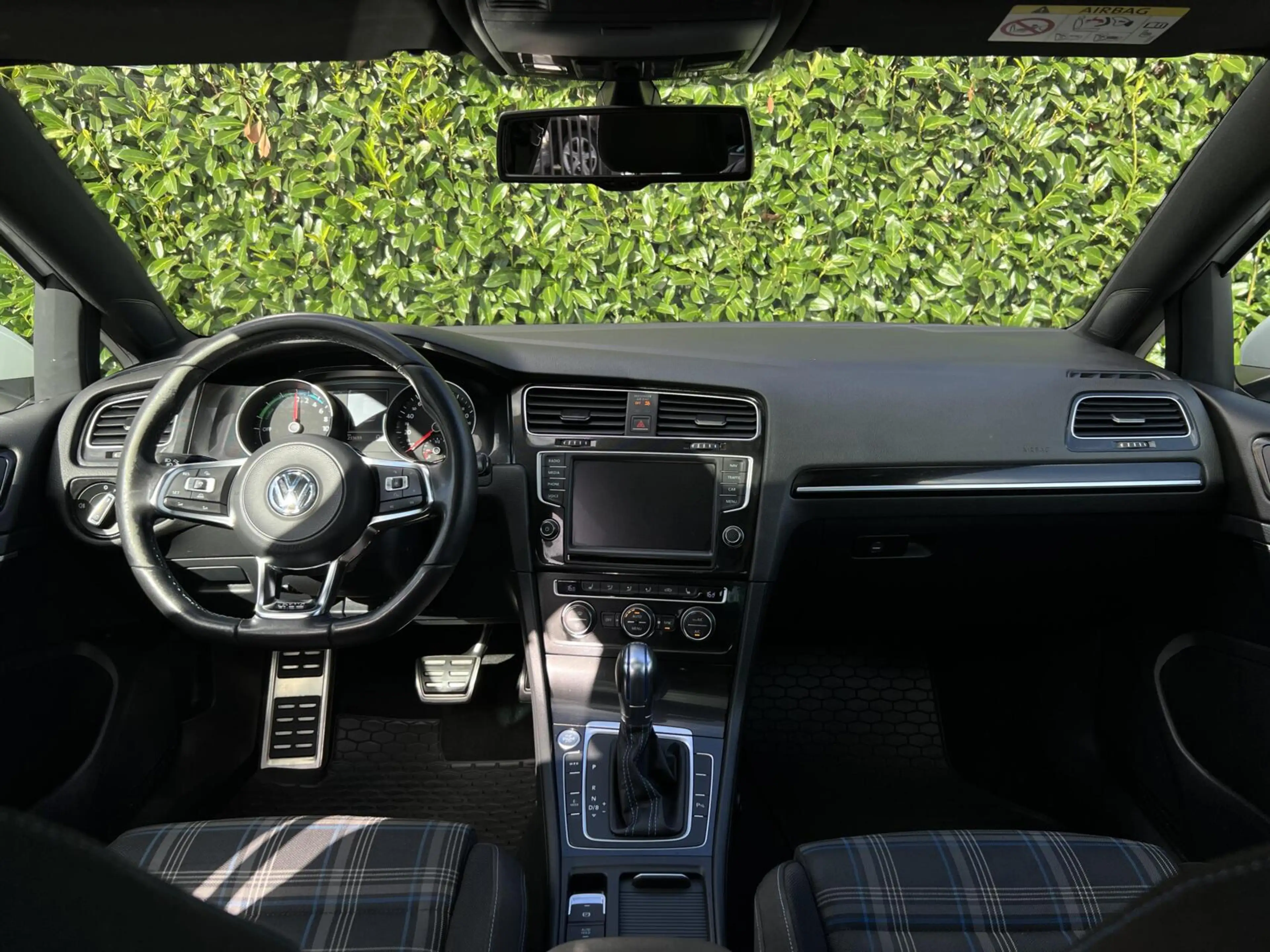 Volkswagen Golf GTE 1.4 TSI NL AUTO, NAP LOGISCH, PANORAMADAK, NAVIGAT — photo 6