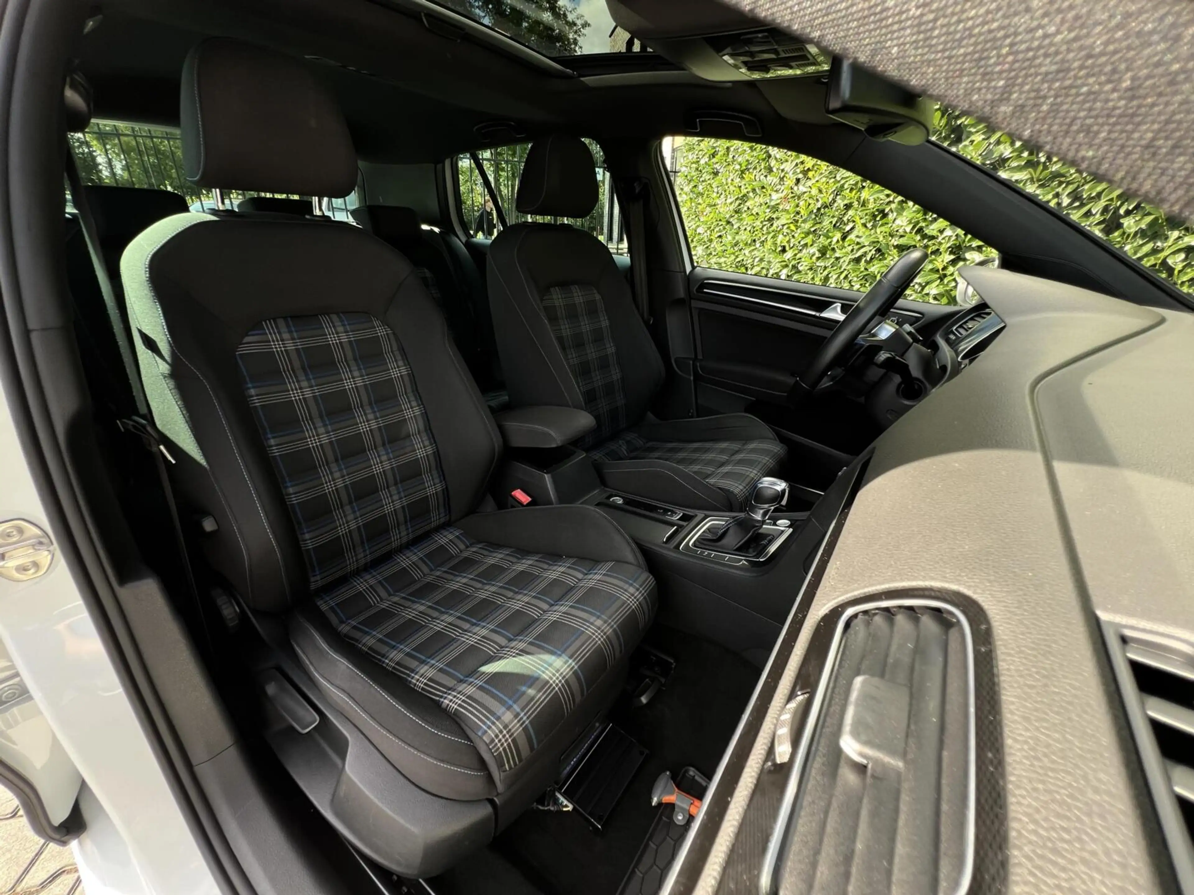 Volkswagen Golf GTE 1.4 TSI NL AUTO, NAP LOGISCH, PANORAMADAK, NAVIGAT — photo 7