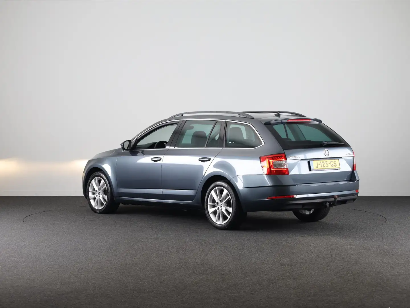 Skoda Octavia Combi 1.0 TSI Greentech Business Edition 115 pk | Gris - 2