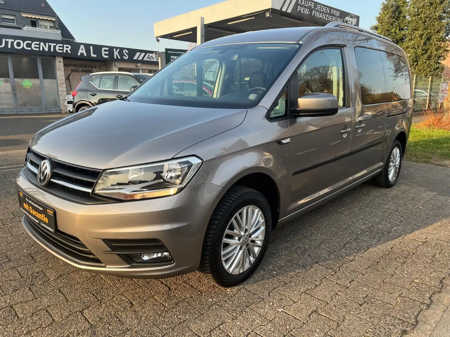 Volkswagen Caddy 1.4 Maxi Trendline /1.HD/AHK/PDC/TÜV NEU Braun - 2