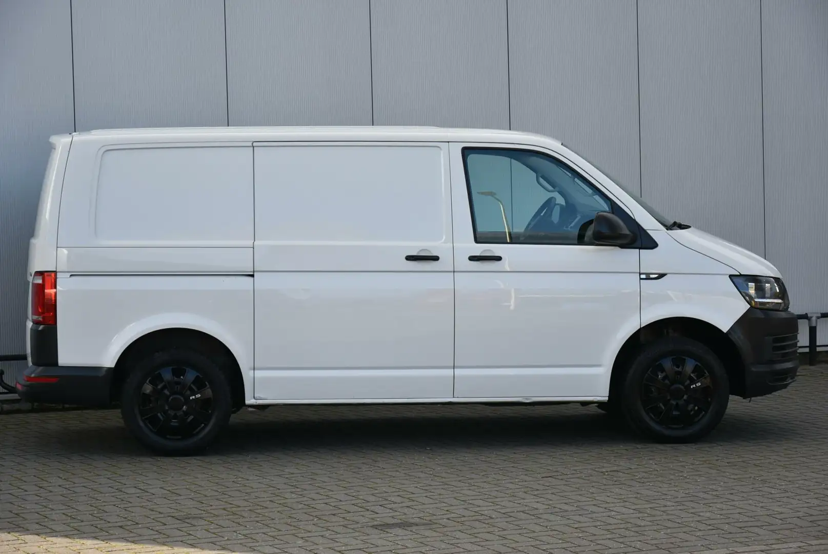 Volkswagen T6 Transporter 2.0TDI 102 Pk L1H1 Airco Cruise Euro6 Blanc - 2