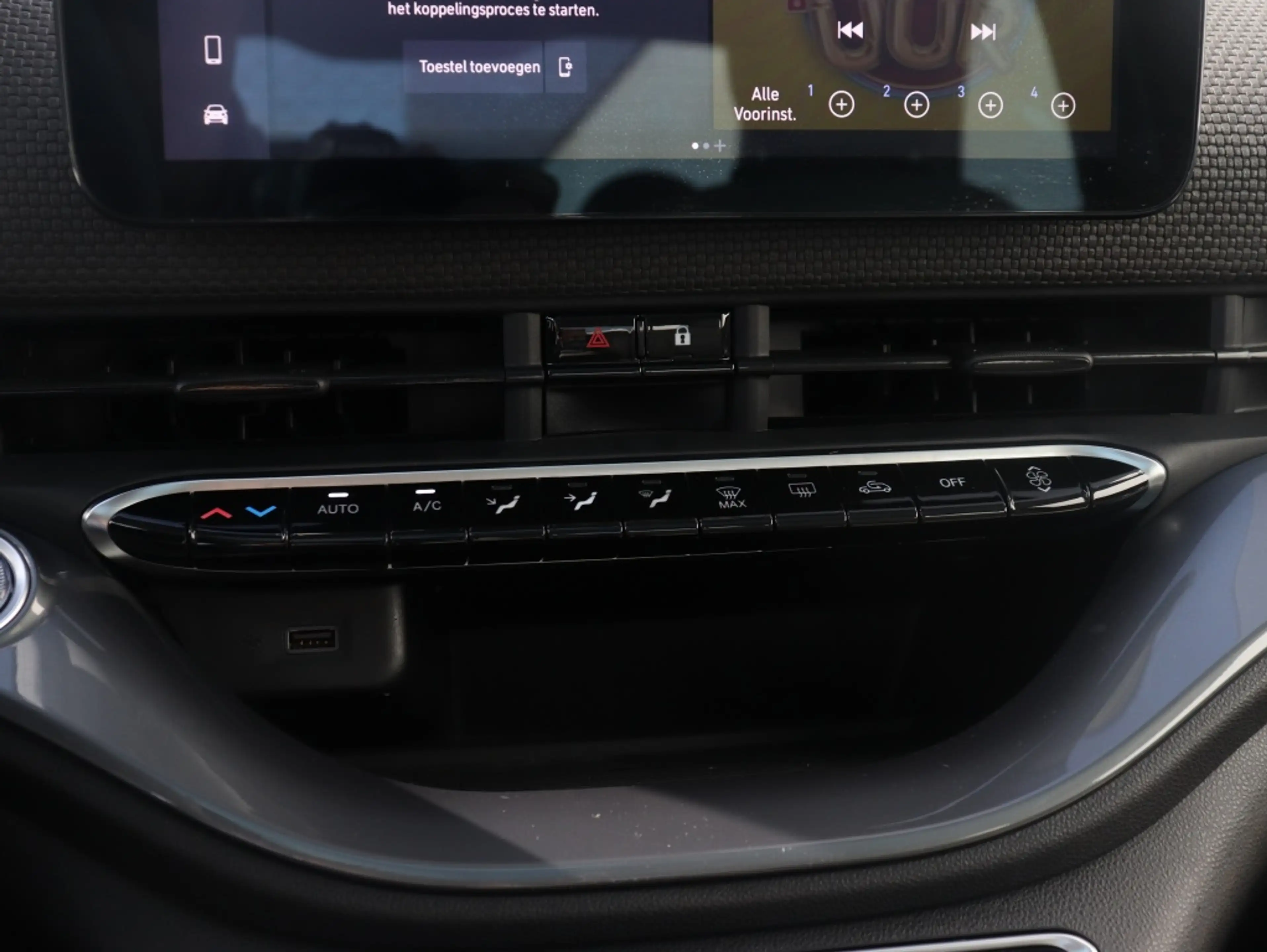 Fiat 500e La Prima 42 kWh | Pano | Navi | Camera | Carplay | — photo 10