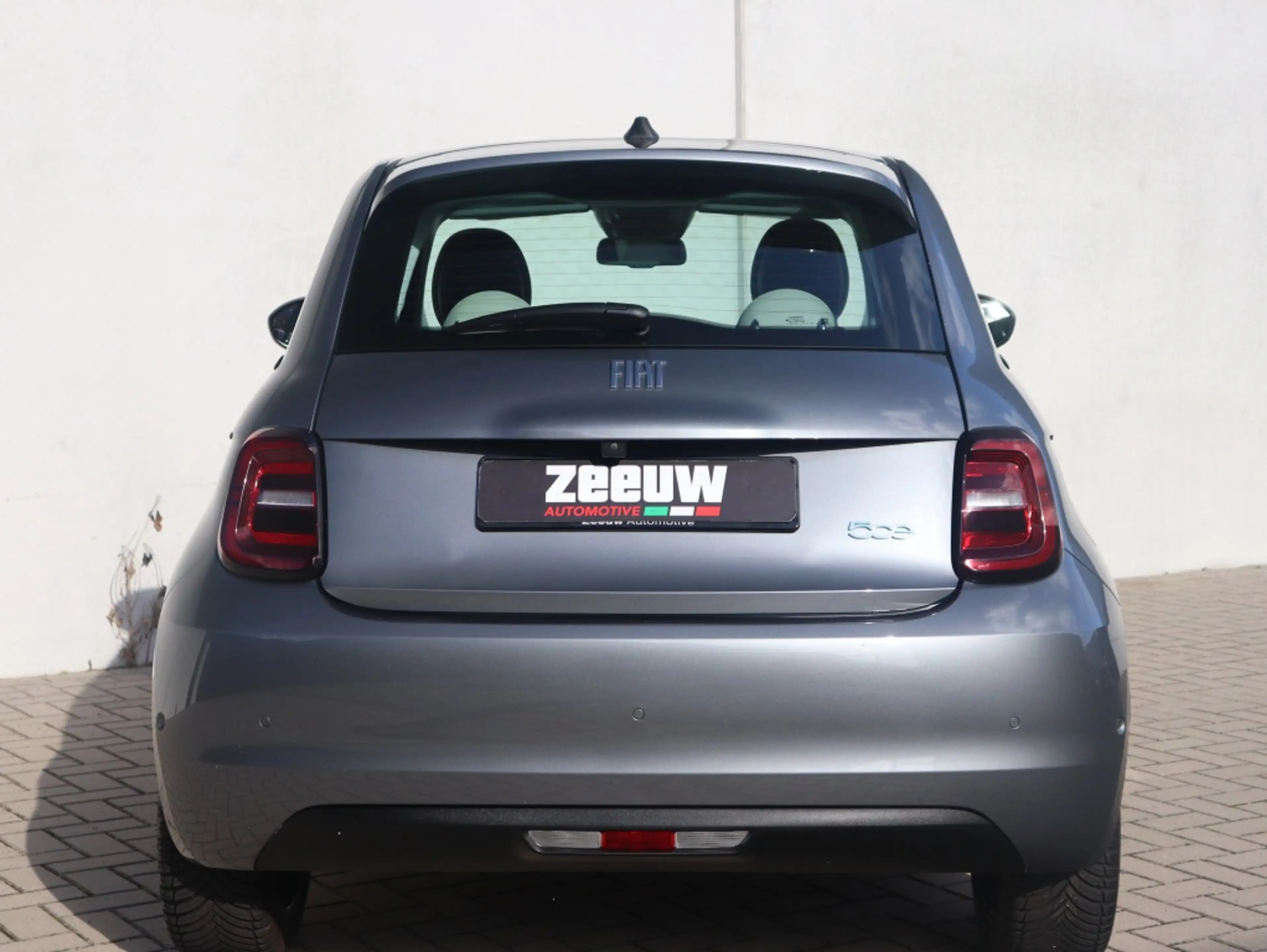 Fiat 500e La Prima 42 kWh | Pano | Navi | Camera | Carplay | — photo 15