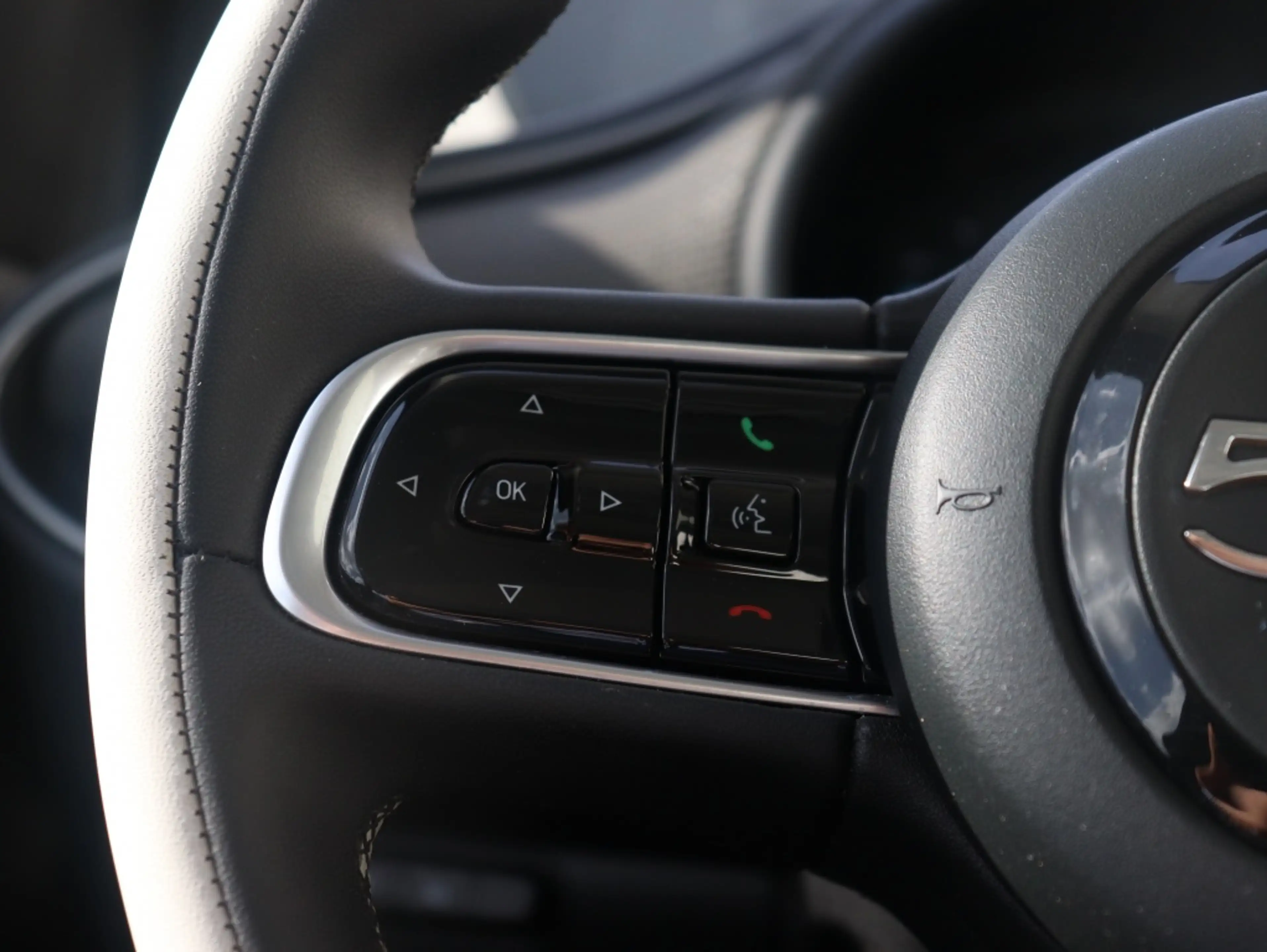 Fiat 500e La Prima 42 kWh | Pano | Navi | Camera | Carplay | — photo 13
