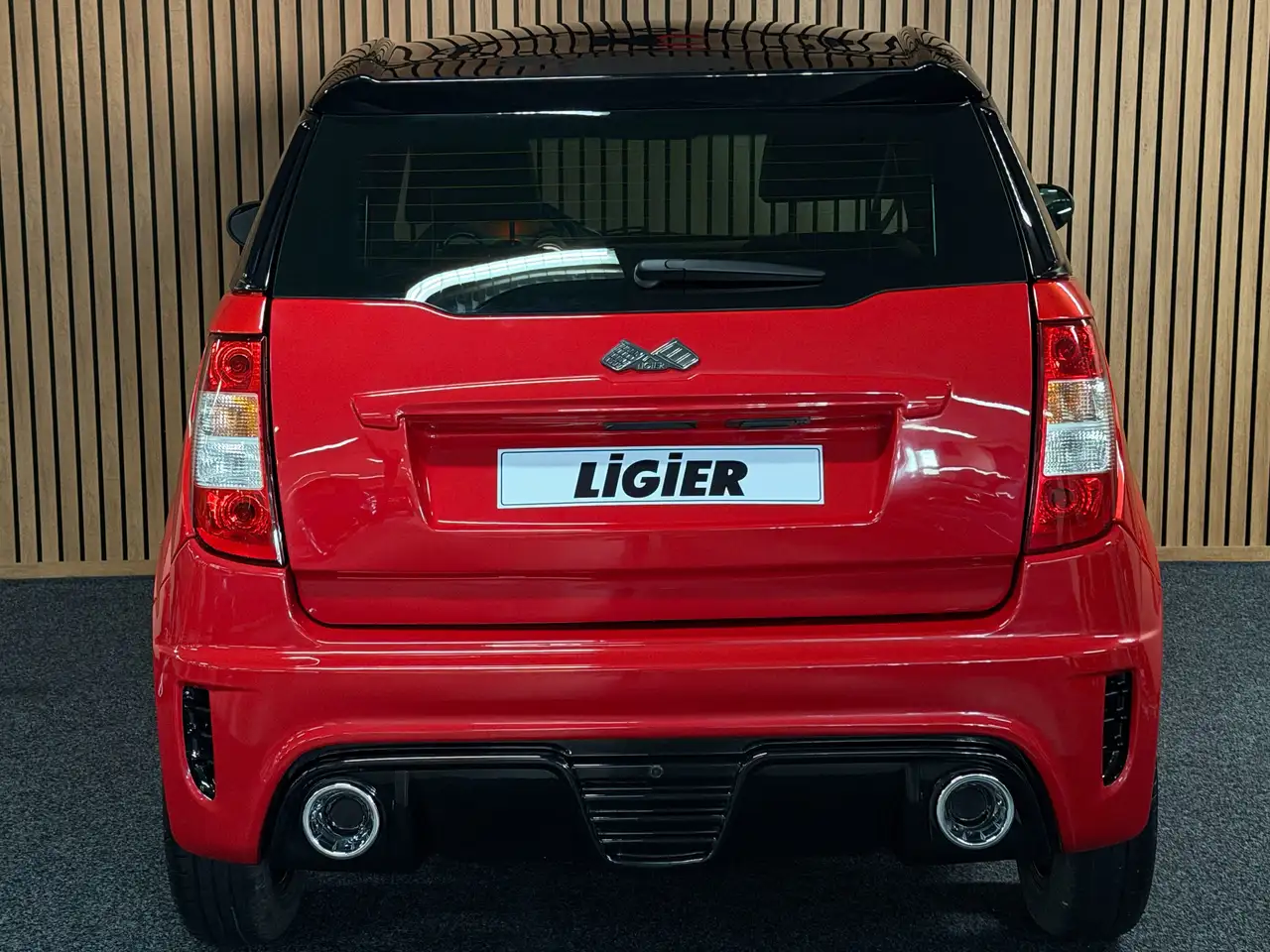 Ligier JS 50 Sport Rot Facelift / Apple Carplay / DAB + / RFK 29