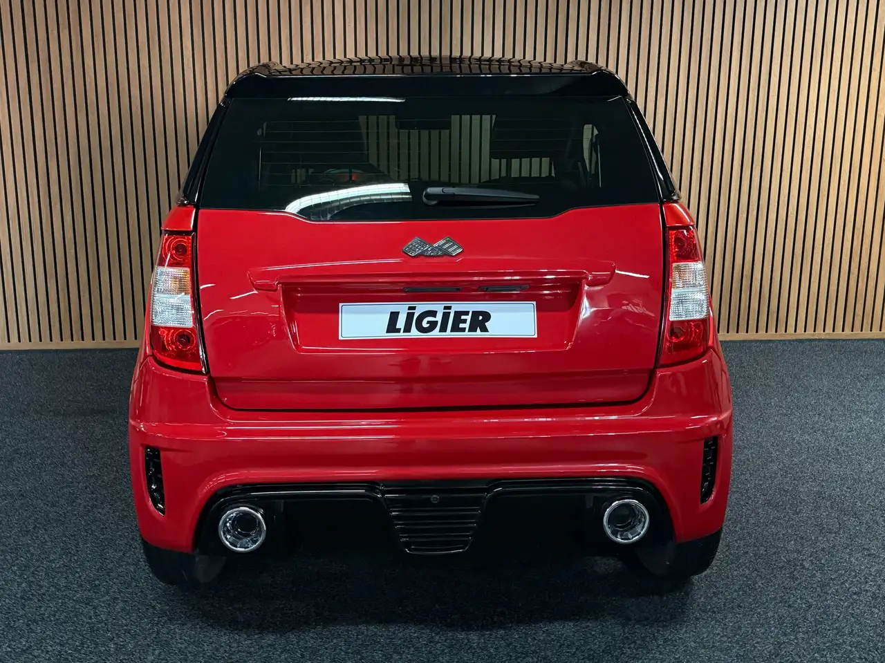 Ligier JS 50 Sport Rot Facelift / Apple Carplay / DAB + / RFK 30