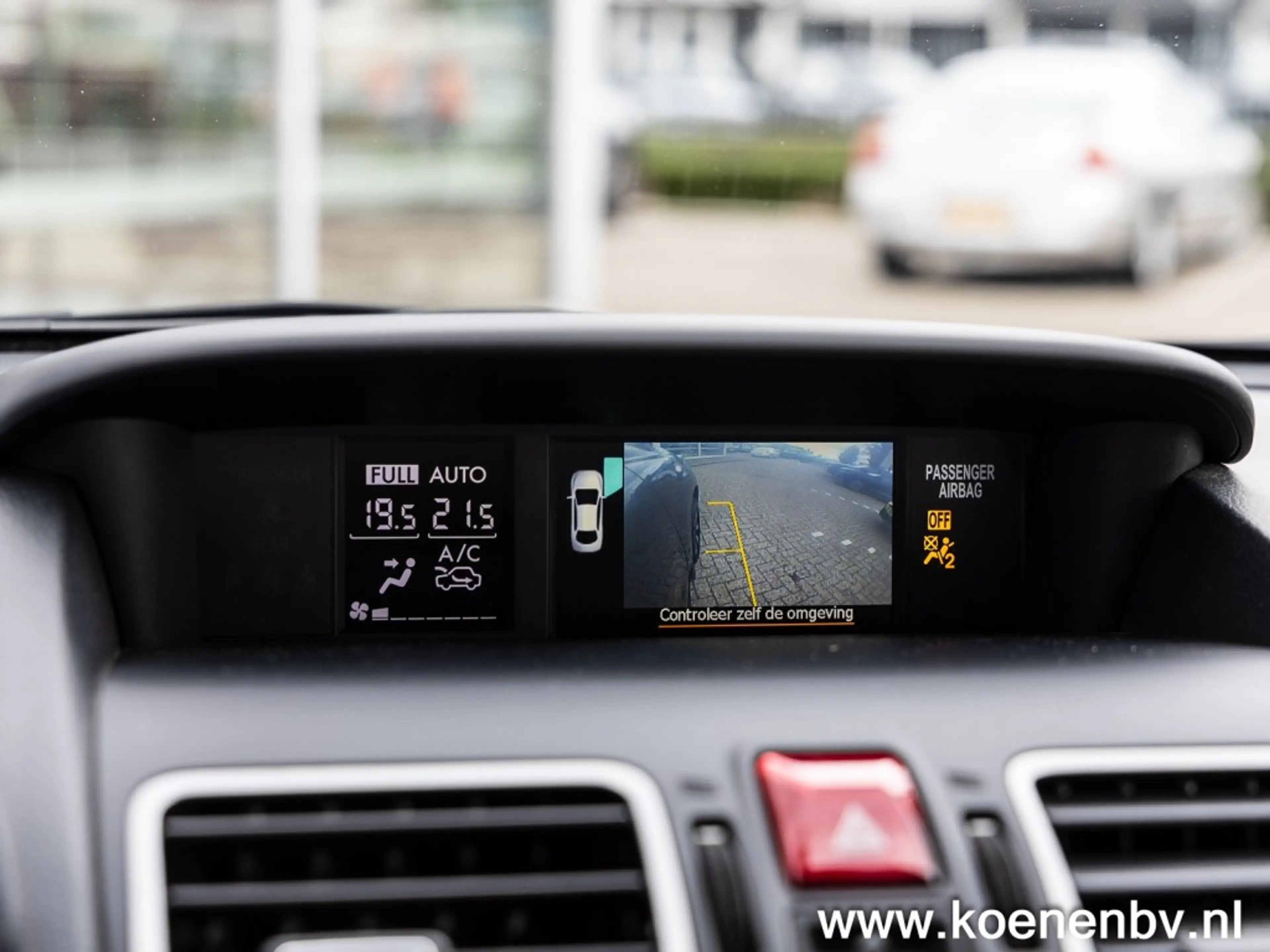 Subaru Forester 2.0 PREMIUM 4x4 AUT. PANO / CLIMA / LEER / TREKHAA — photo 30