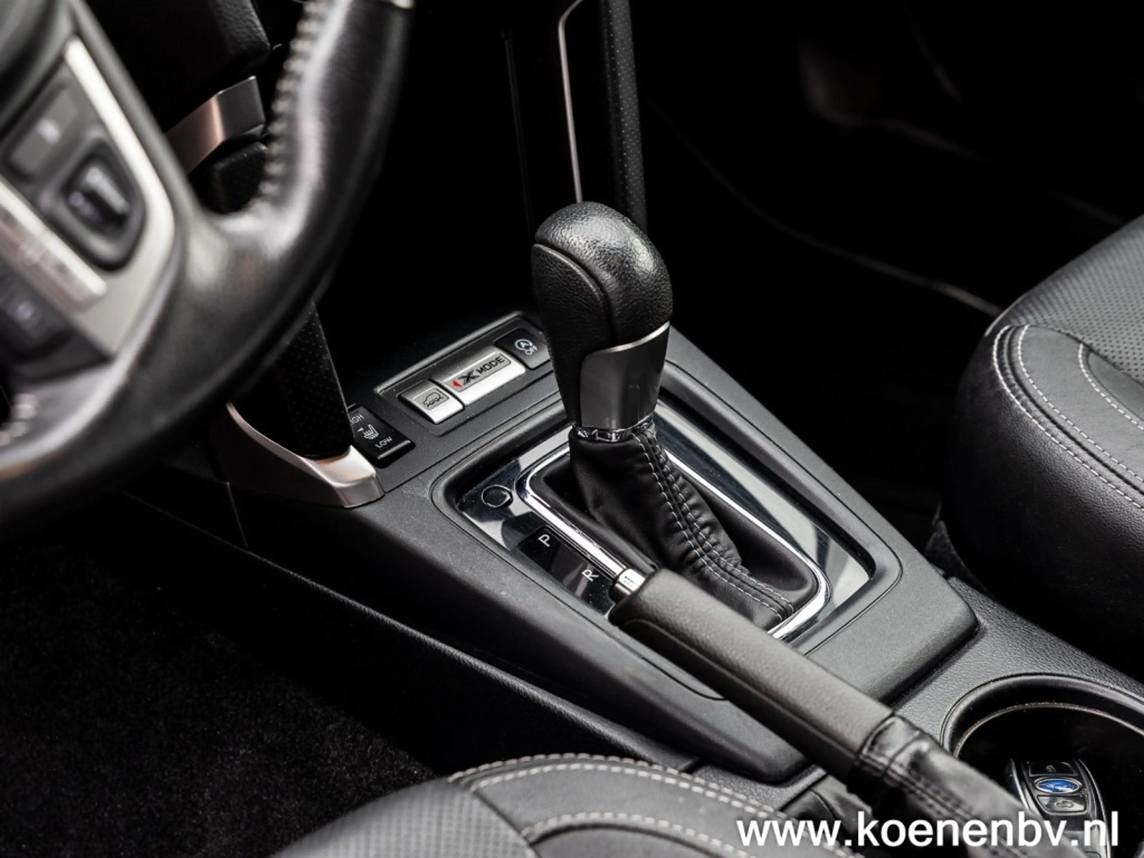 Subaru Forester 2.0 PREMIUM 4x4 AUT. PANO / CLIMA / LEER / TREKHAA — photo 35
