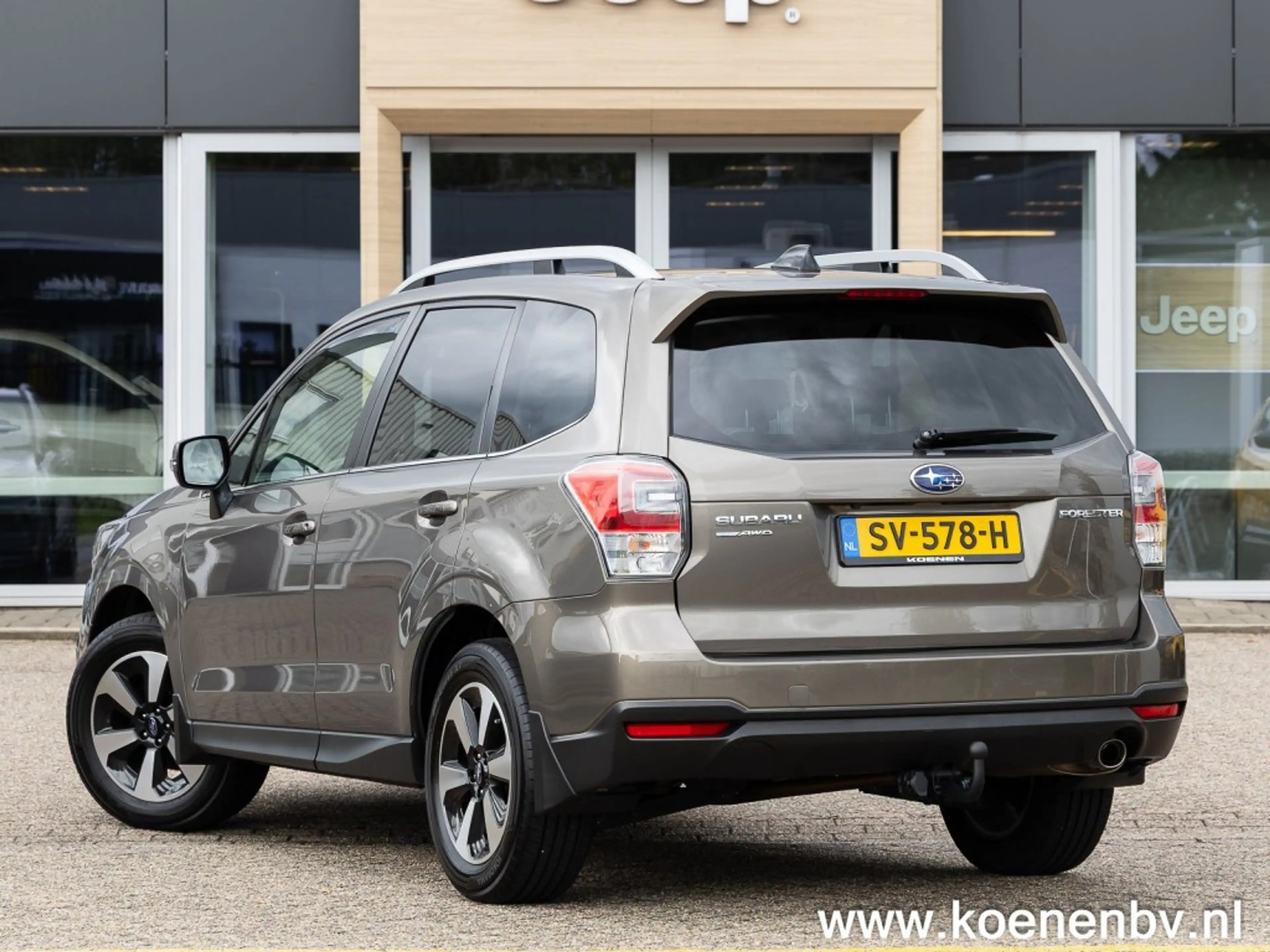 Subaru Forester 2.0 PREMIUM 4x4 AUT. PANO / CLIMA / LEER / TREKHAA — photo 2