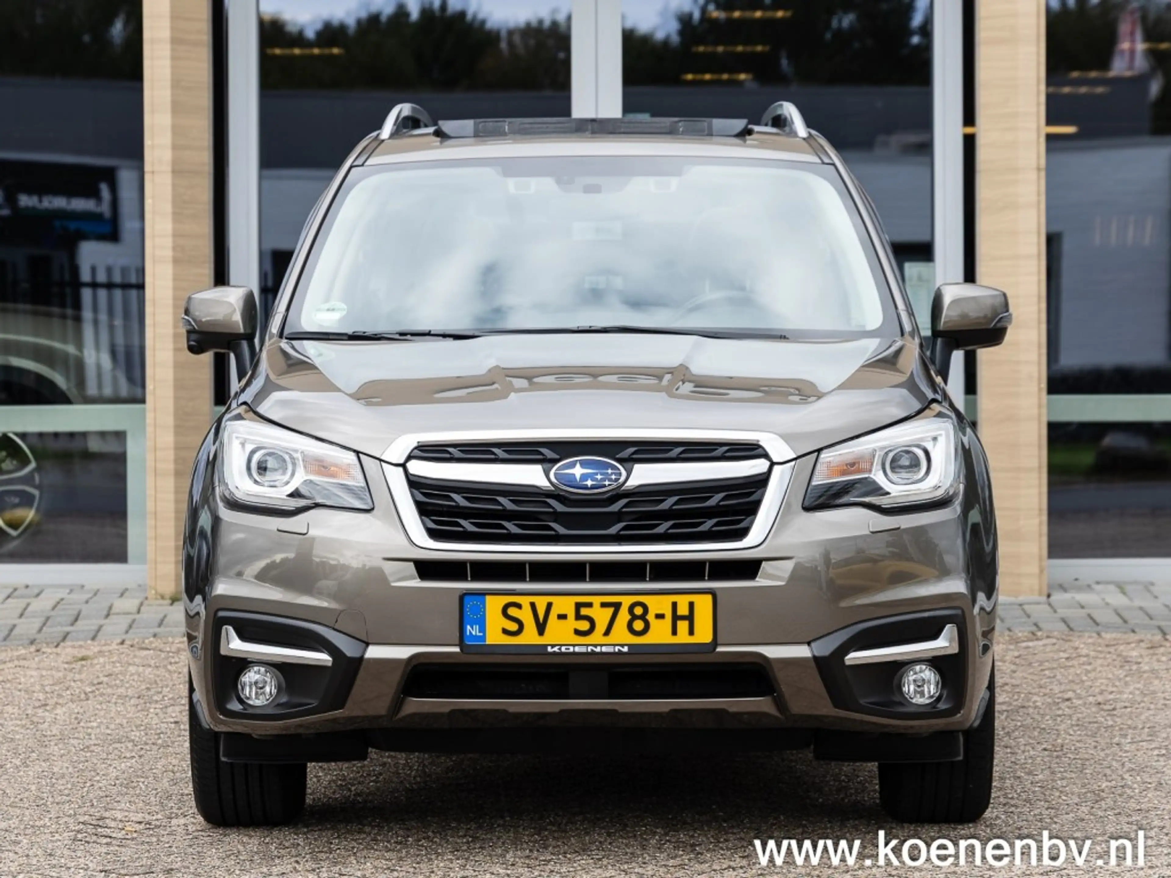 Subaru Forester 2.0 PREMIUM 4x4 AUT. PANO / CLIMA / LEER / TREKHAA — photo 4