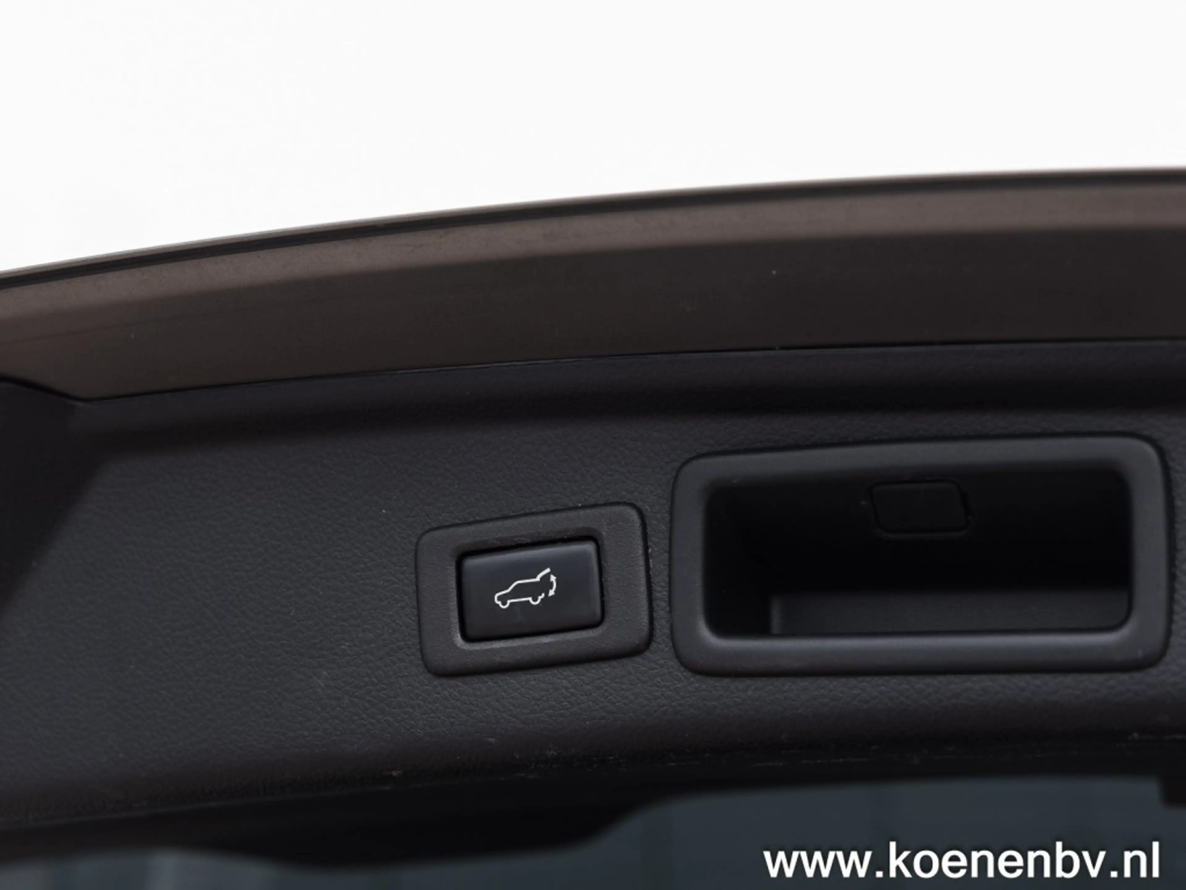 Subaru Forester 2.0 PREMIUM 4x4 AUT. PANO / CLIMA / LEER / TREKHAA — photo 14