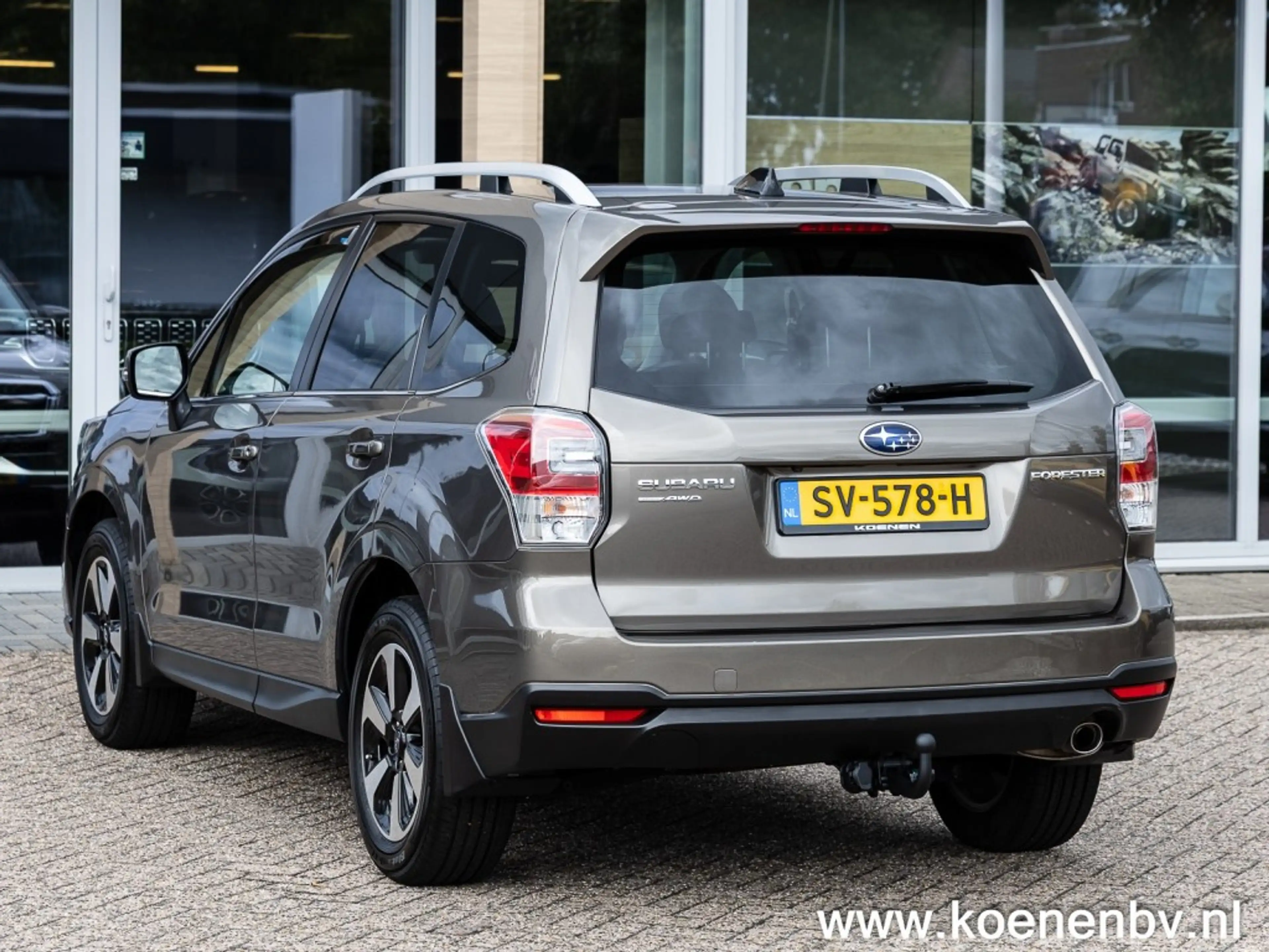 Subaru Forester 2.0 PREMIUM 4x4 AUT. PANO / CLIMA / LEER / TREKHAA — photo 8