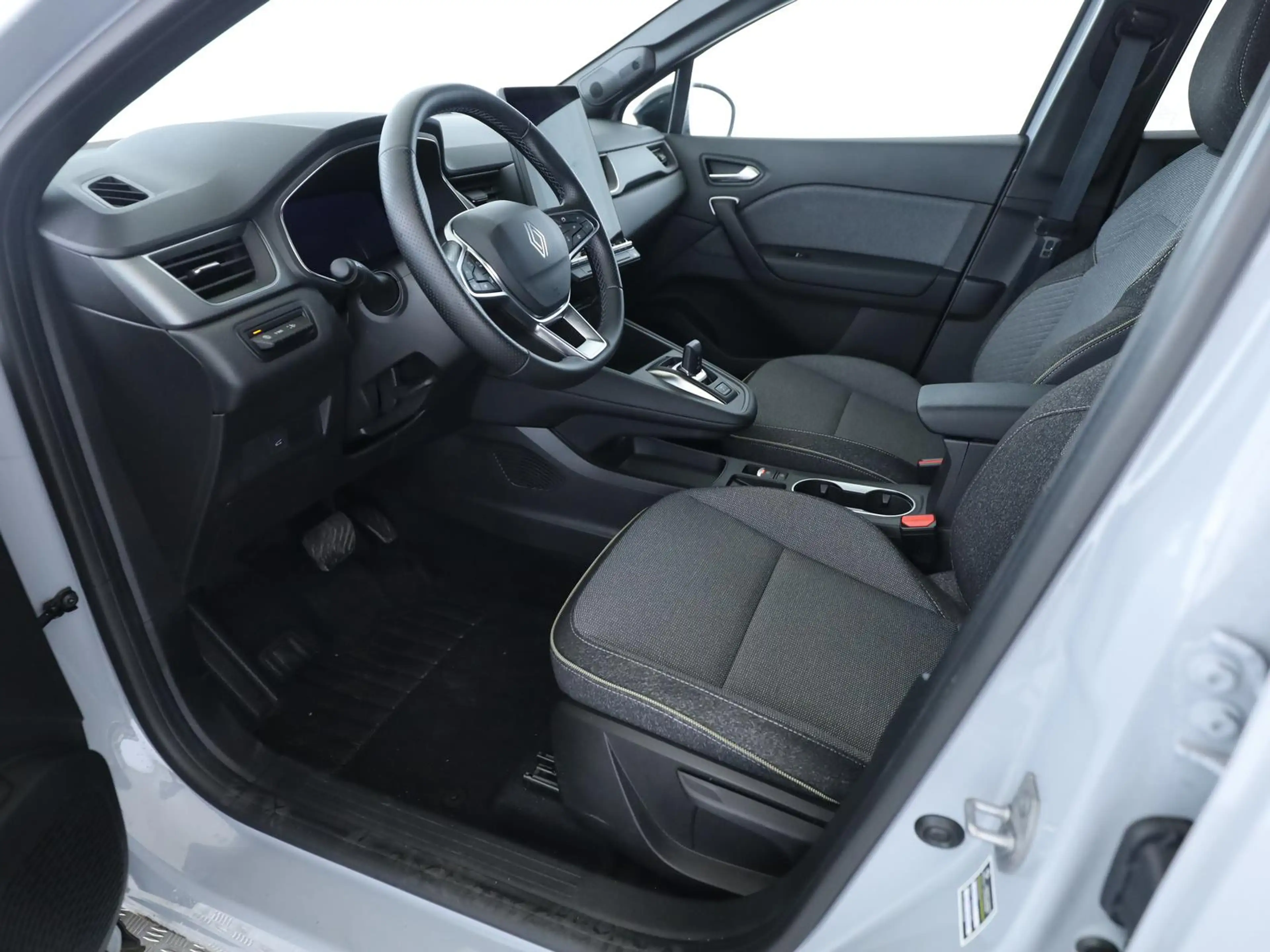 Renault Symbioz 1.8 E-Tech full hybrid 160 techno — photo 4