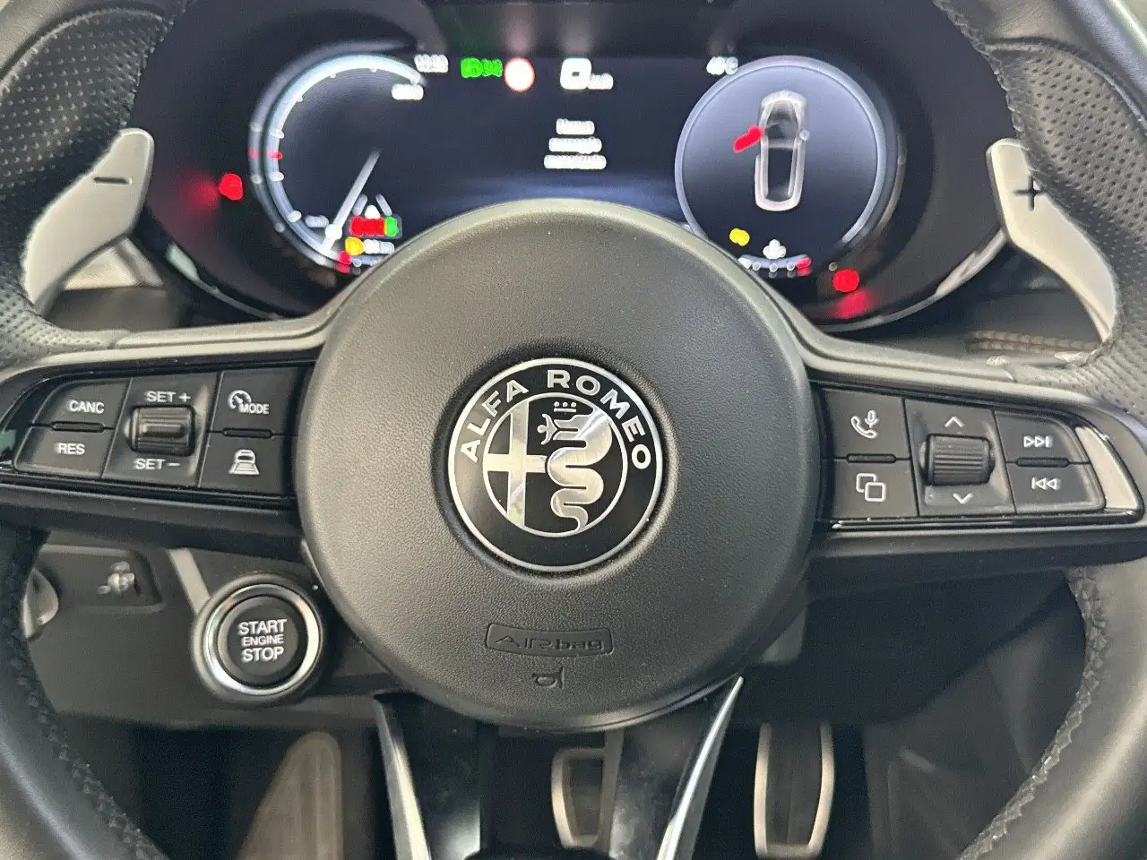 Alfa Romeo Tonale 2025 — фото 19