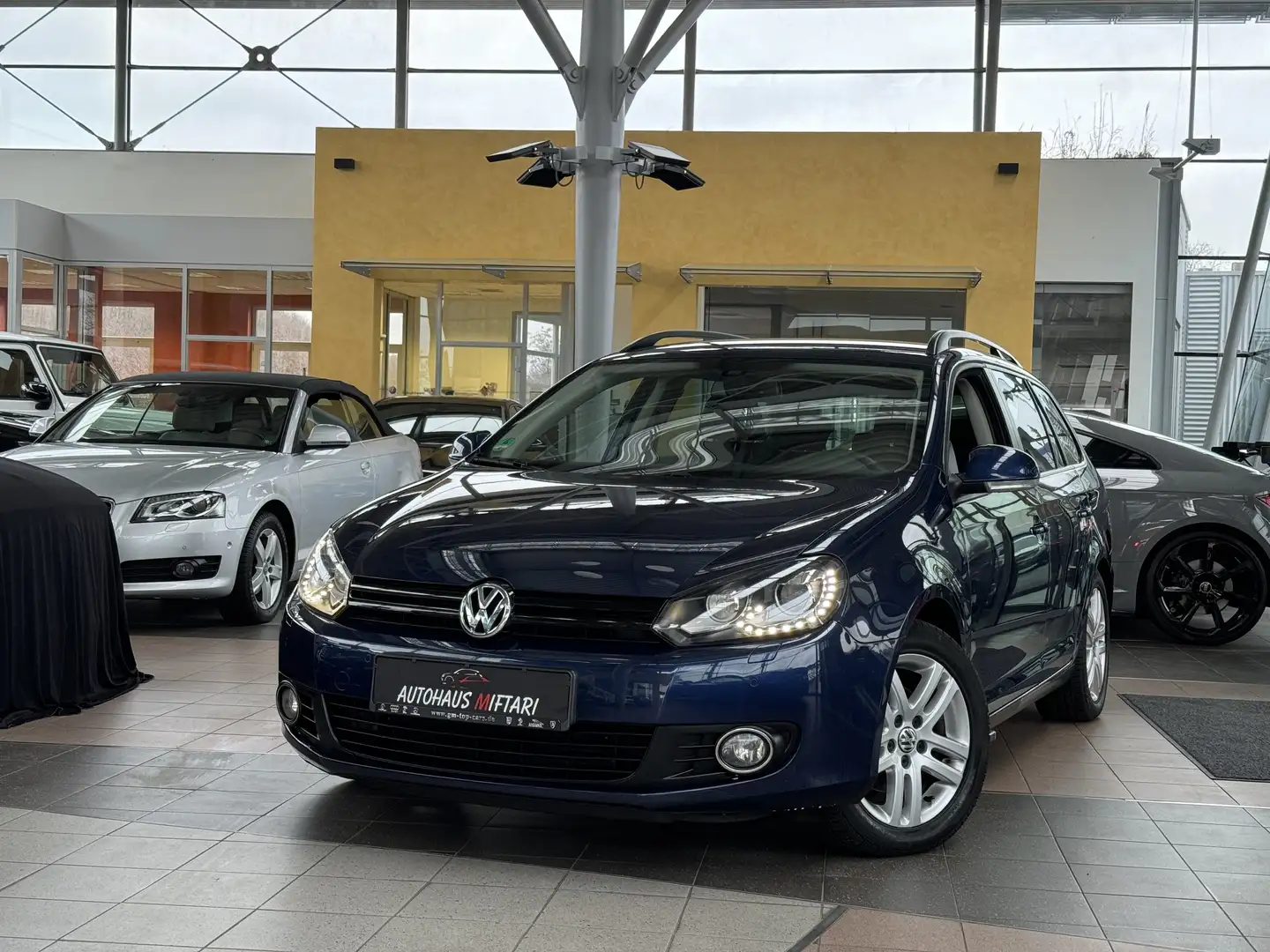 Volkswagen Golf Variant VI 1.2 TSI Behindertgerechter Umbau Rollstuhl Lift Blau - 1