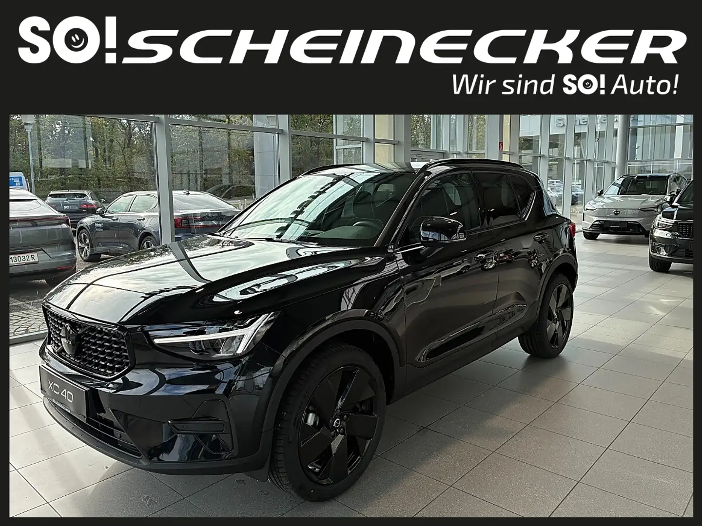Volvo XC40 B3 Plus Dark Aut. Schwarz - 2
