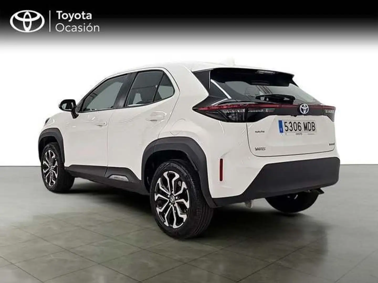 Toyota Yaris Cross 120H Active Tech Blanco - 2