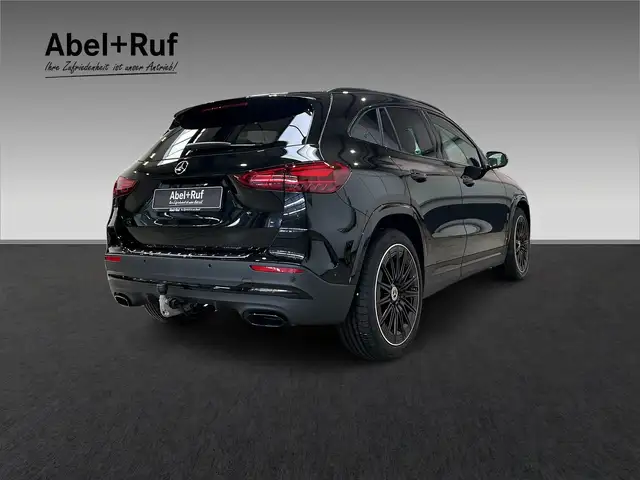 Mercedes-Benz Gla Class view 5