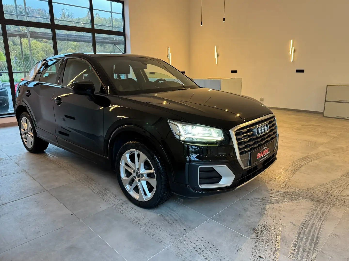 Audi Q2 quattro sport Noir - 1