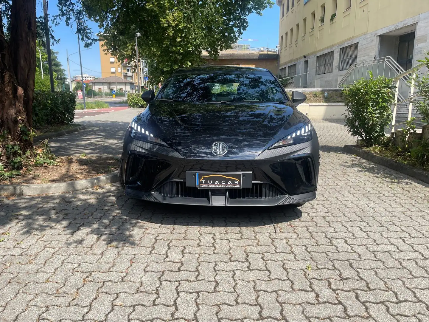MG MG4 EV Standard Range Nero - 2