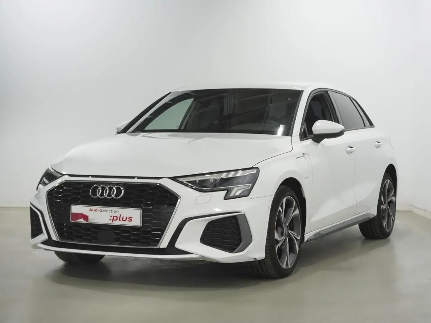 Audi A3 Sportback 40 TFSIe S line S tronic Blanco - 1