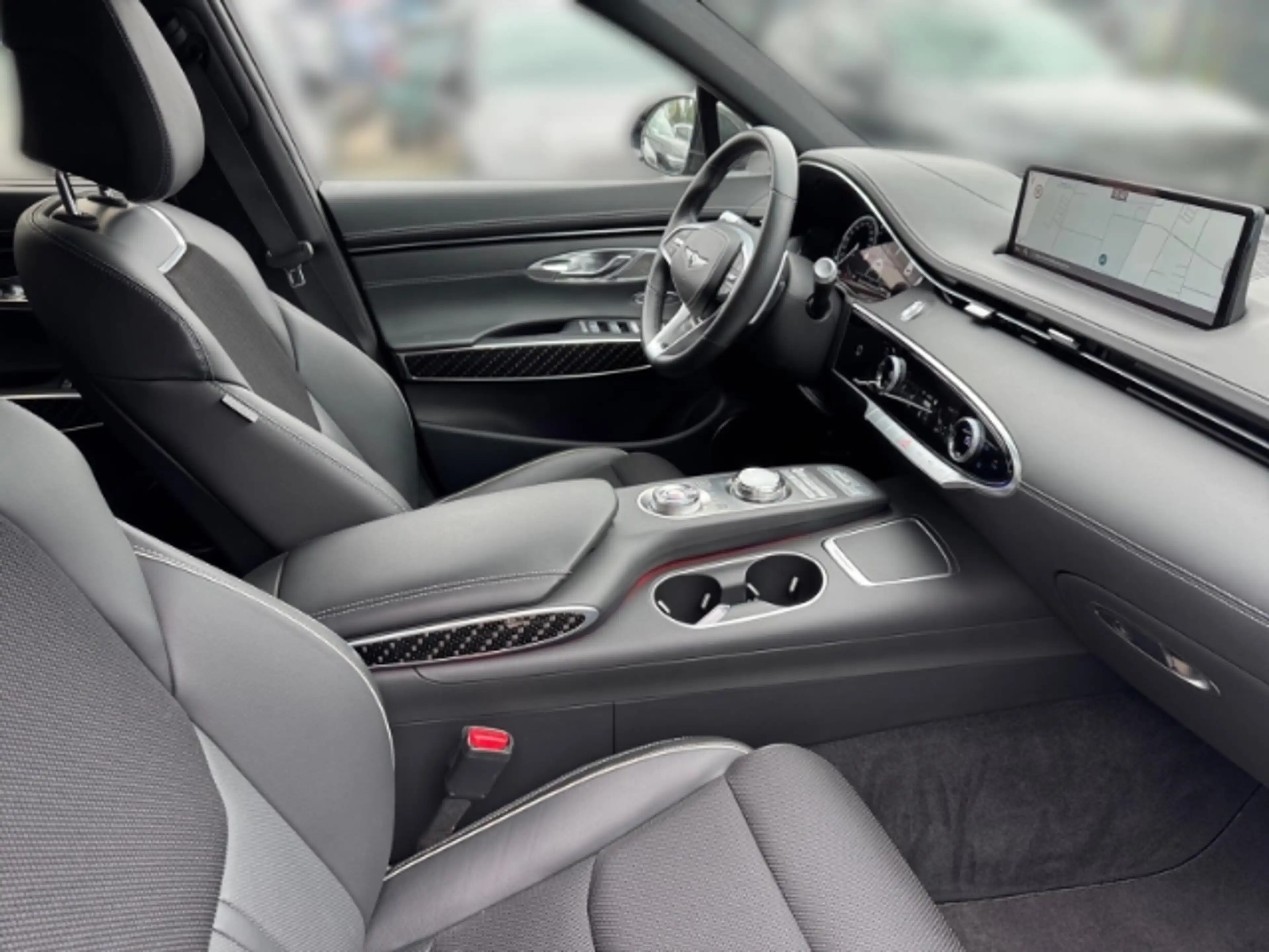 Genesis GV70 Sport 4WD Memory Sitze LED ACC El. Heckklappe Appl — photo 15
