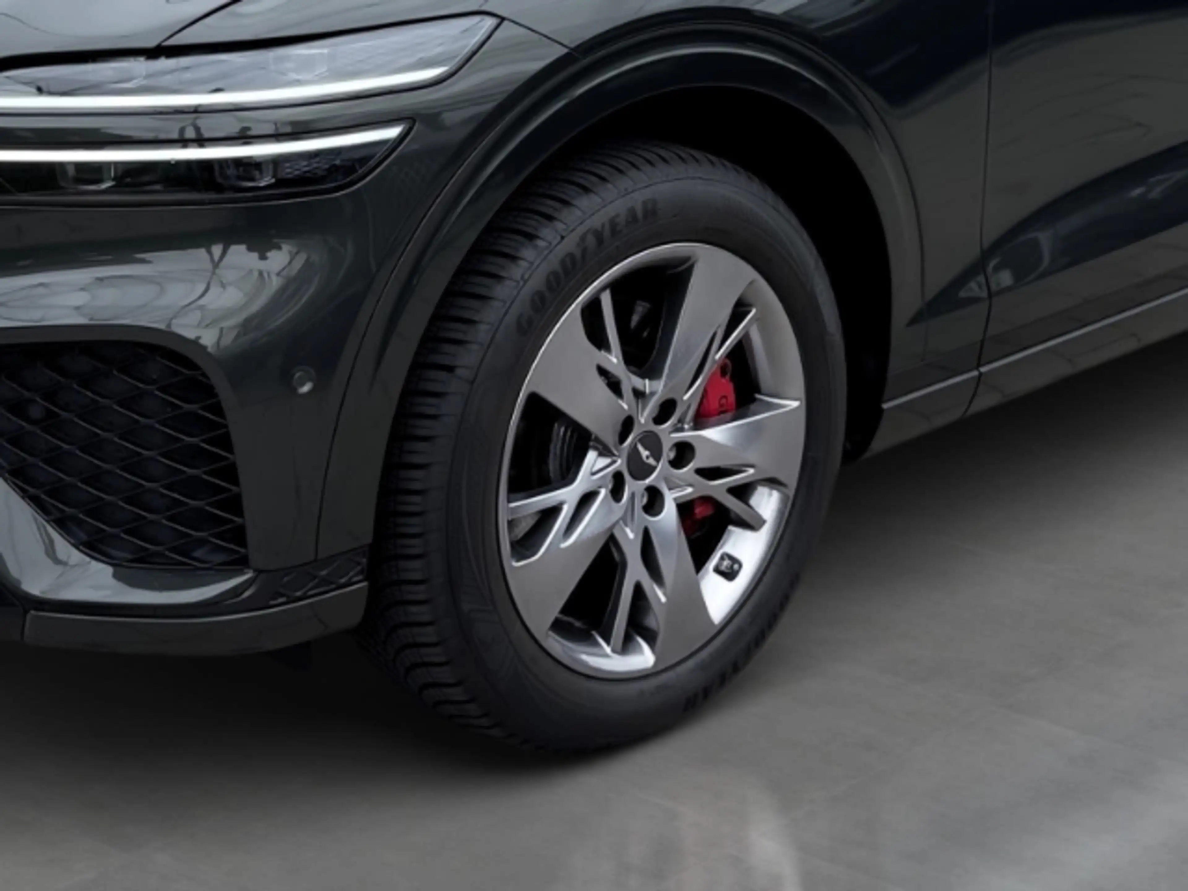 Genesis GV70 Sport 4WD Memory Sitze LED ACC El. Heckklappe Appl — photo 6