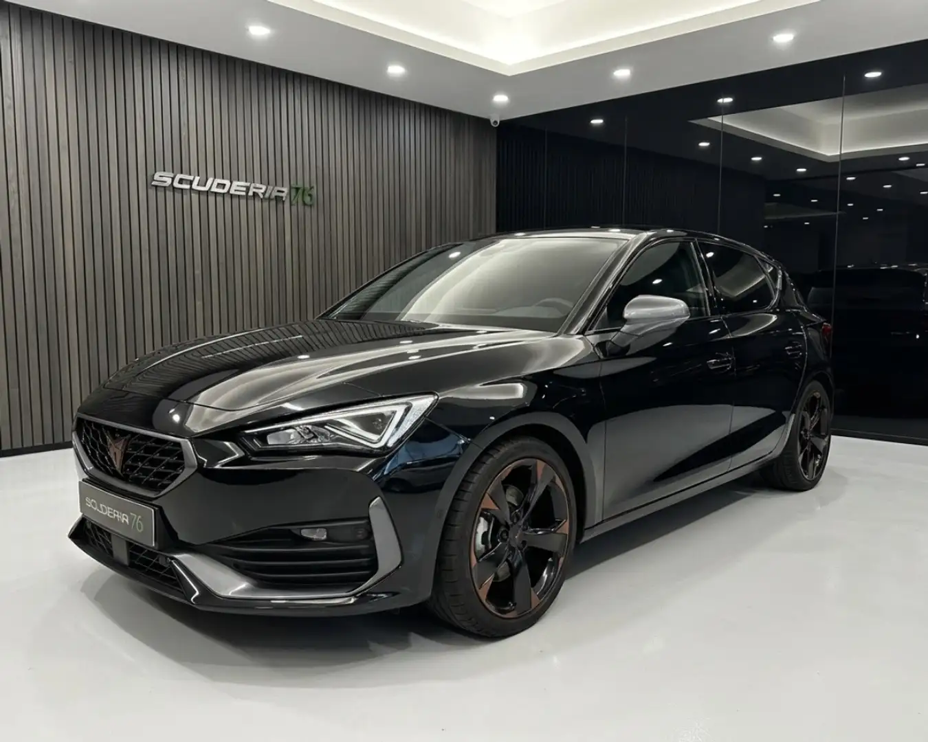 CUPRA Leon Leon 1.5 hybrid 150cv dsg Noir - 1