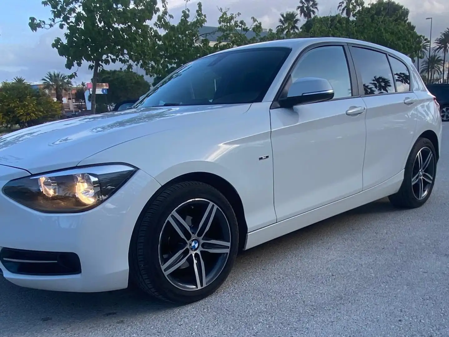 BMW 116 116d Essential Edition Essential Edition Blanco - 2
