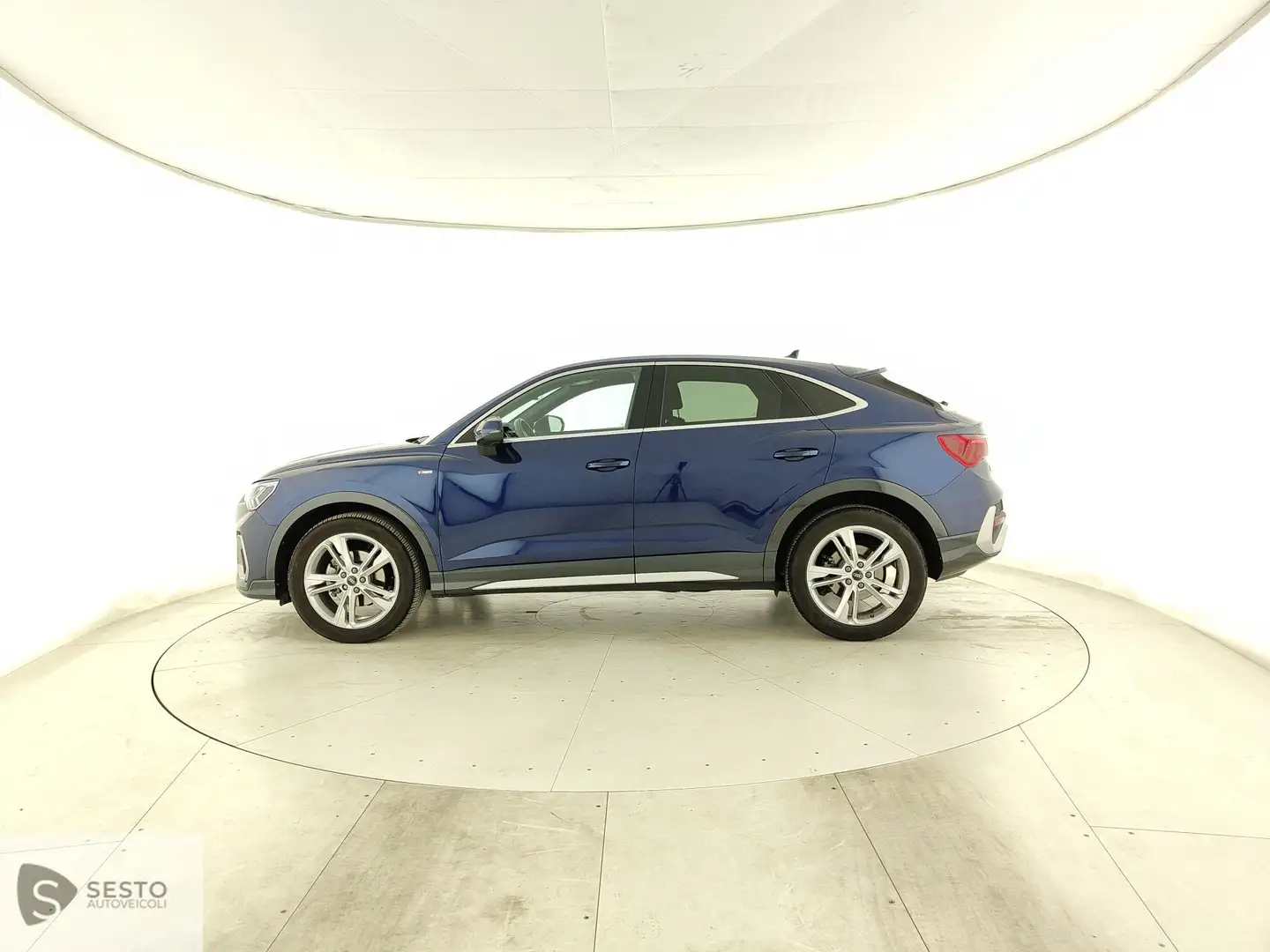Audi Q3 2019 Sportback Sportback 35 2.0 tdi S Line Editio Blu/Azzurro - 2
