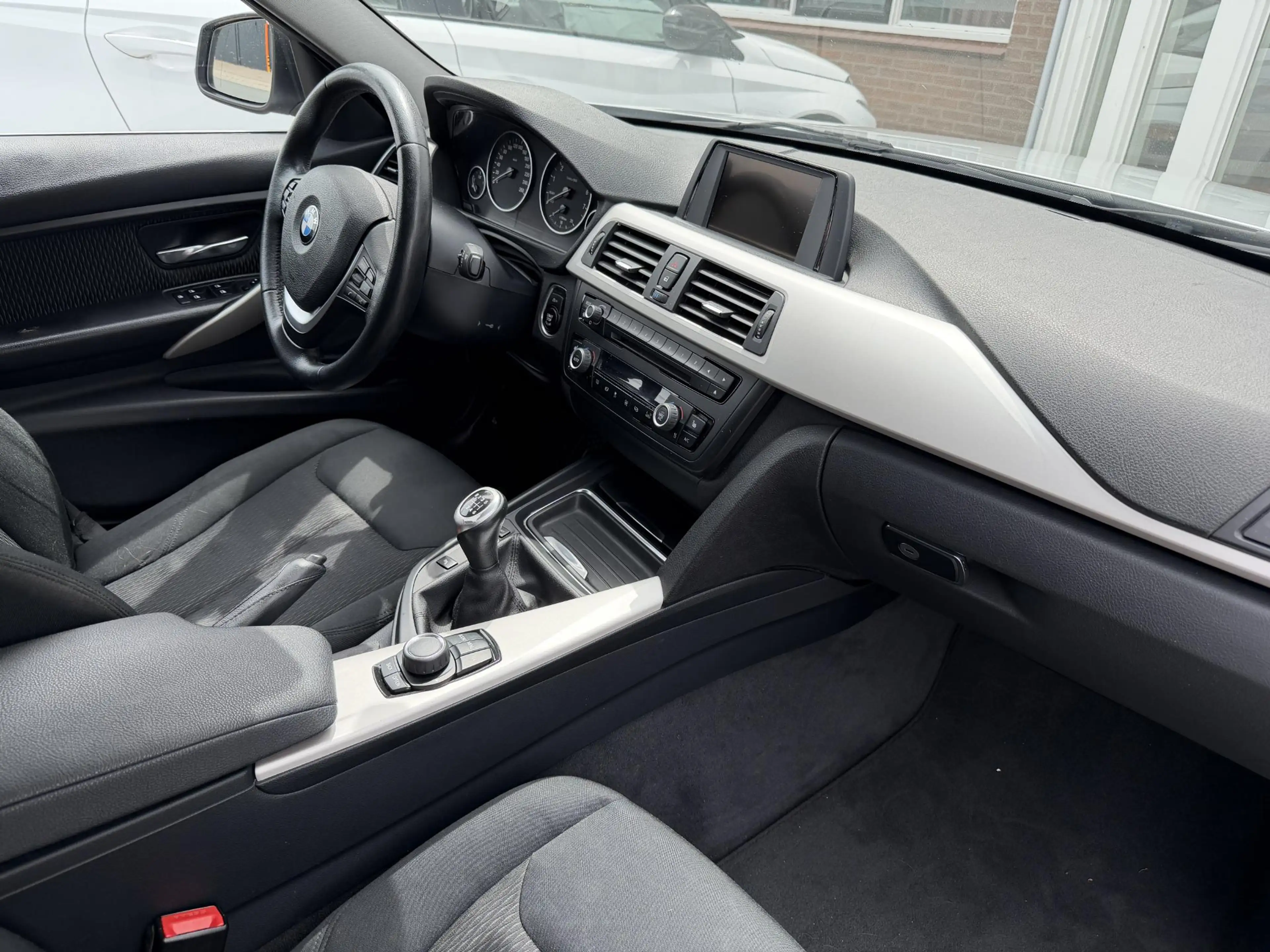 BMW 316 3-serie 316i High Executive | Clima | Stoelverwarm — photo 4