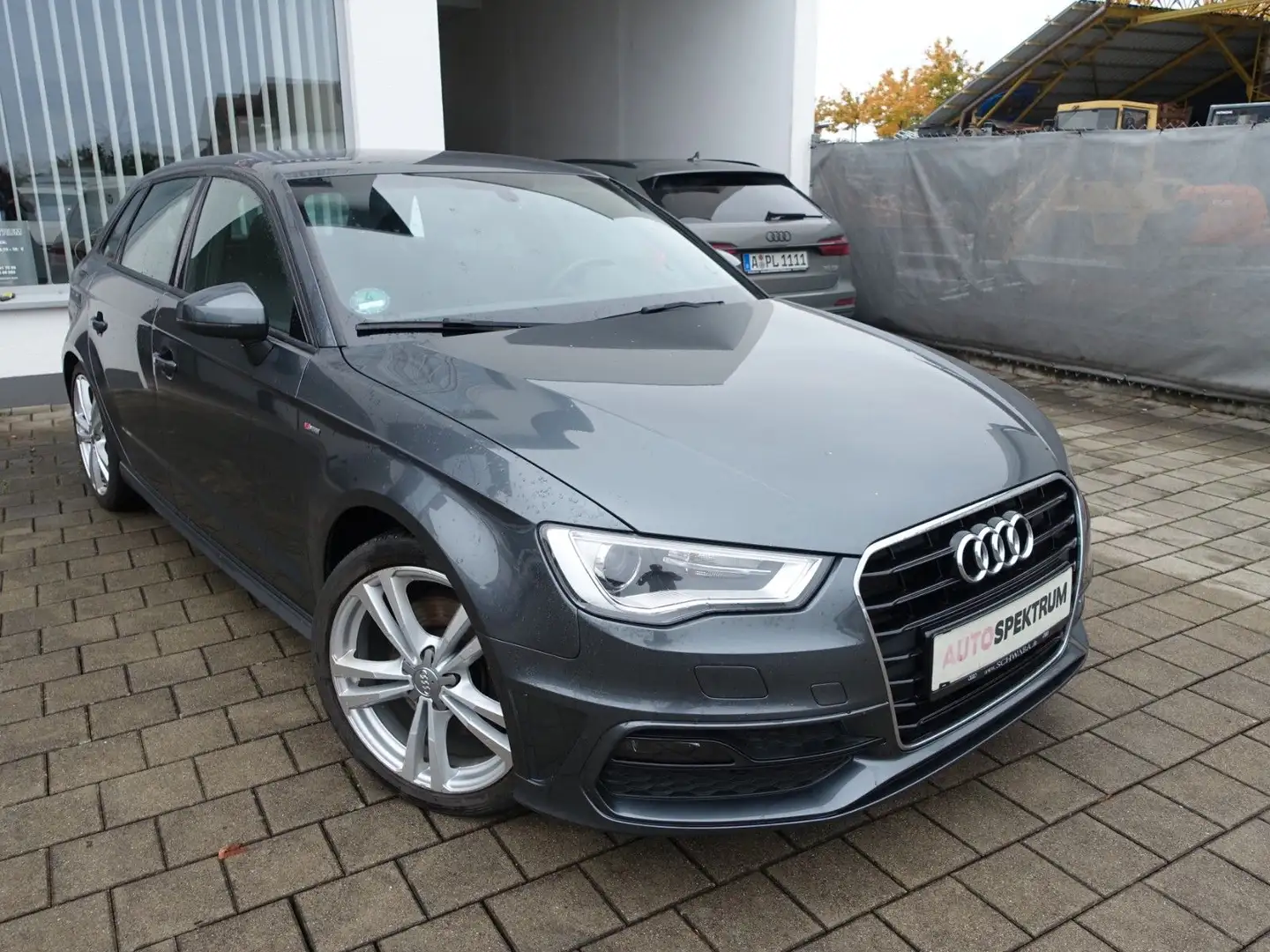 Audi A3 Sportback S line Sportpaket Plus Gris - 2