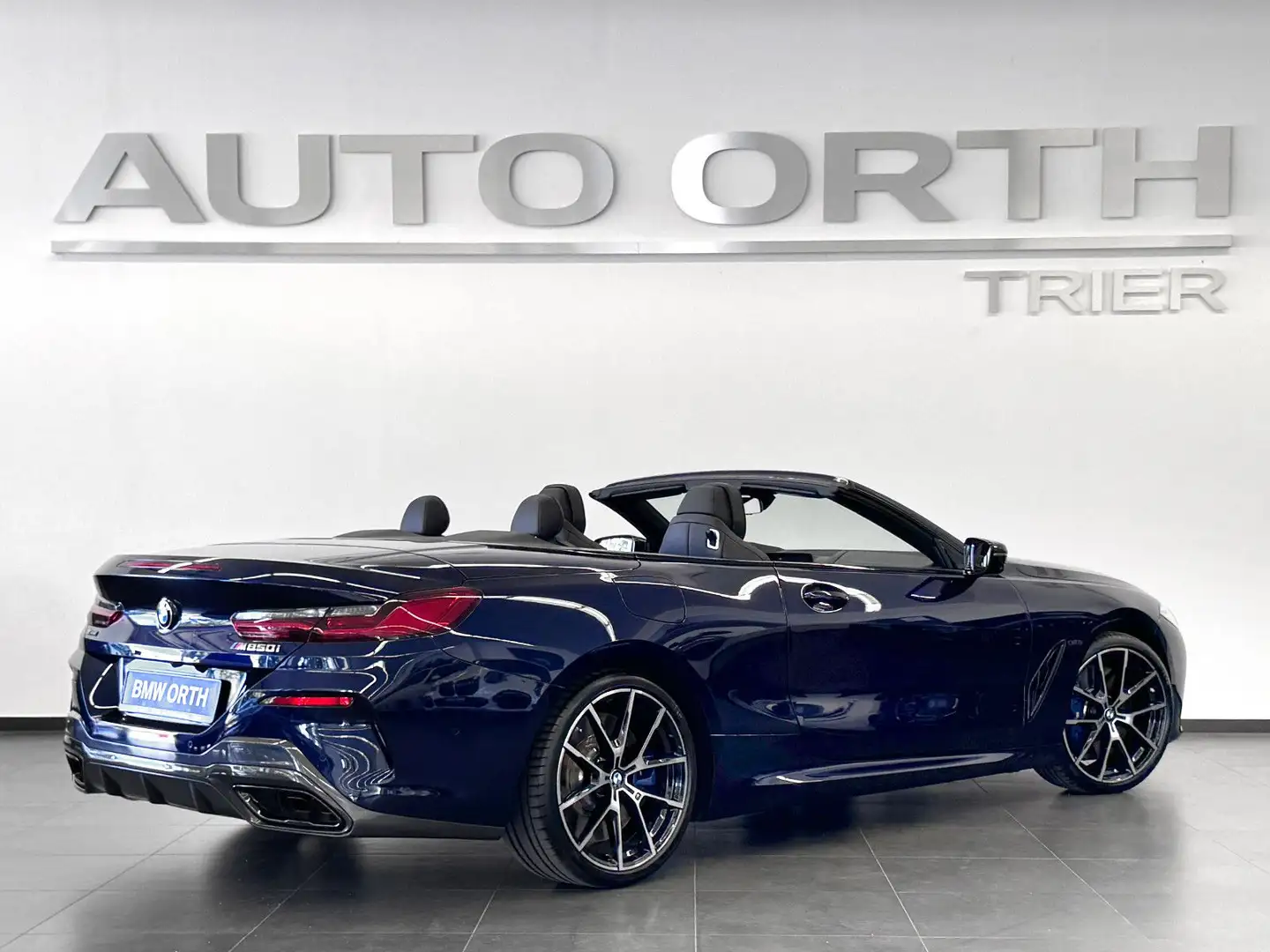 BMW M850 i xDrive Cabrio SITZKLIMA LASER ACC 360° 20" Blau - 2