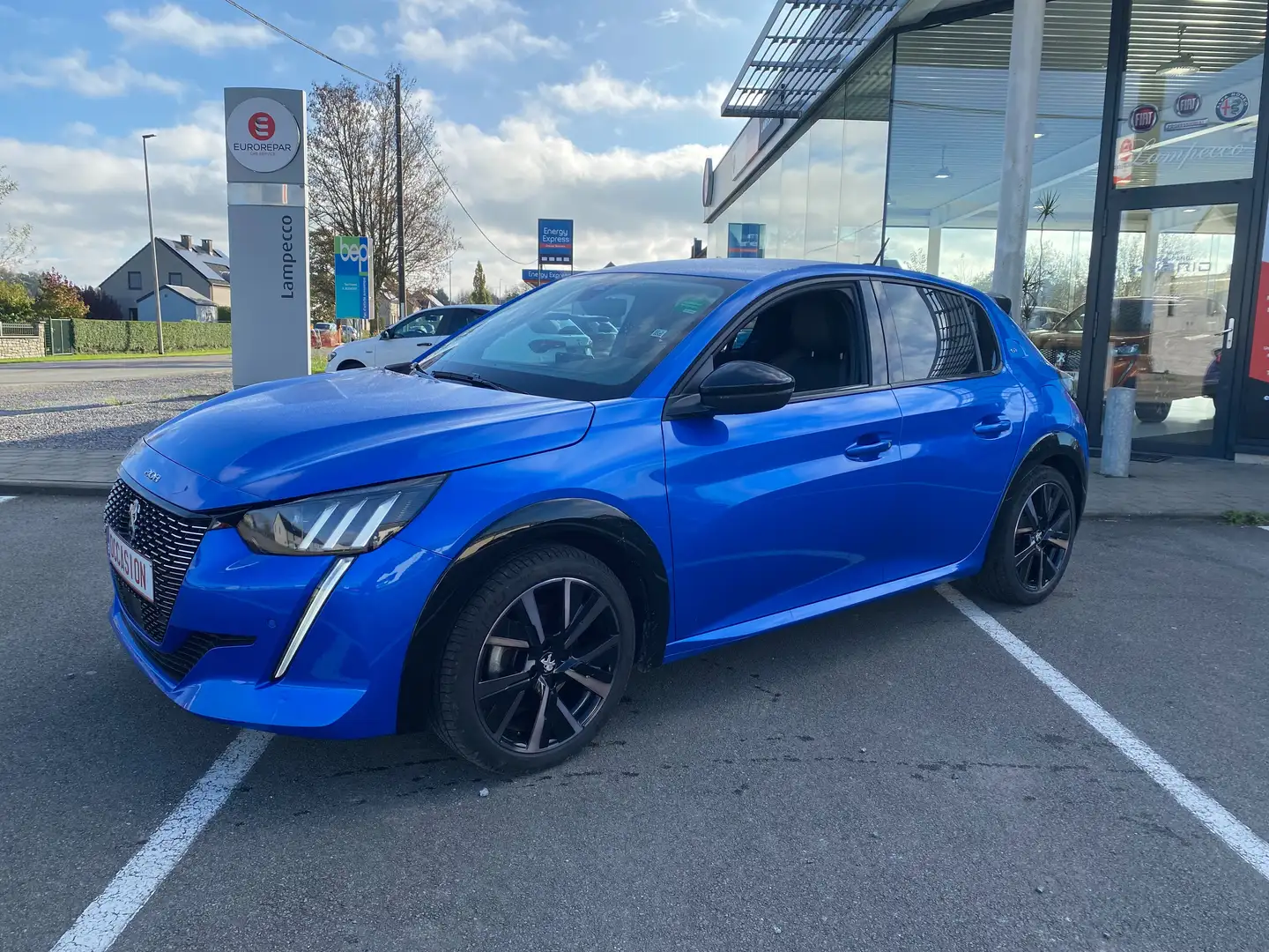 Peugeot 208 1.2 PureTech GT BOITE AUTO GT LINE Bleu - 1