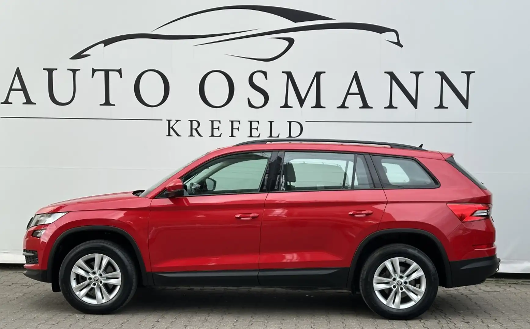 Skoda Kodiaq 2.0 TDI DSG Active   Front Assist   DAB Czerwony - 2