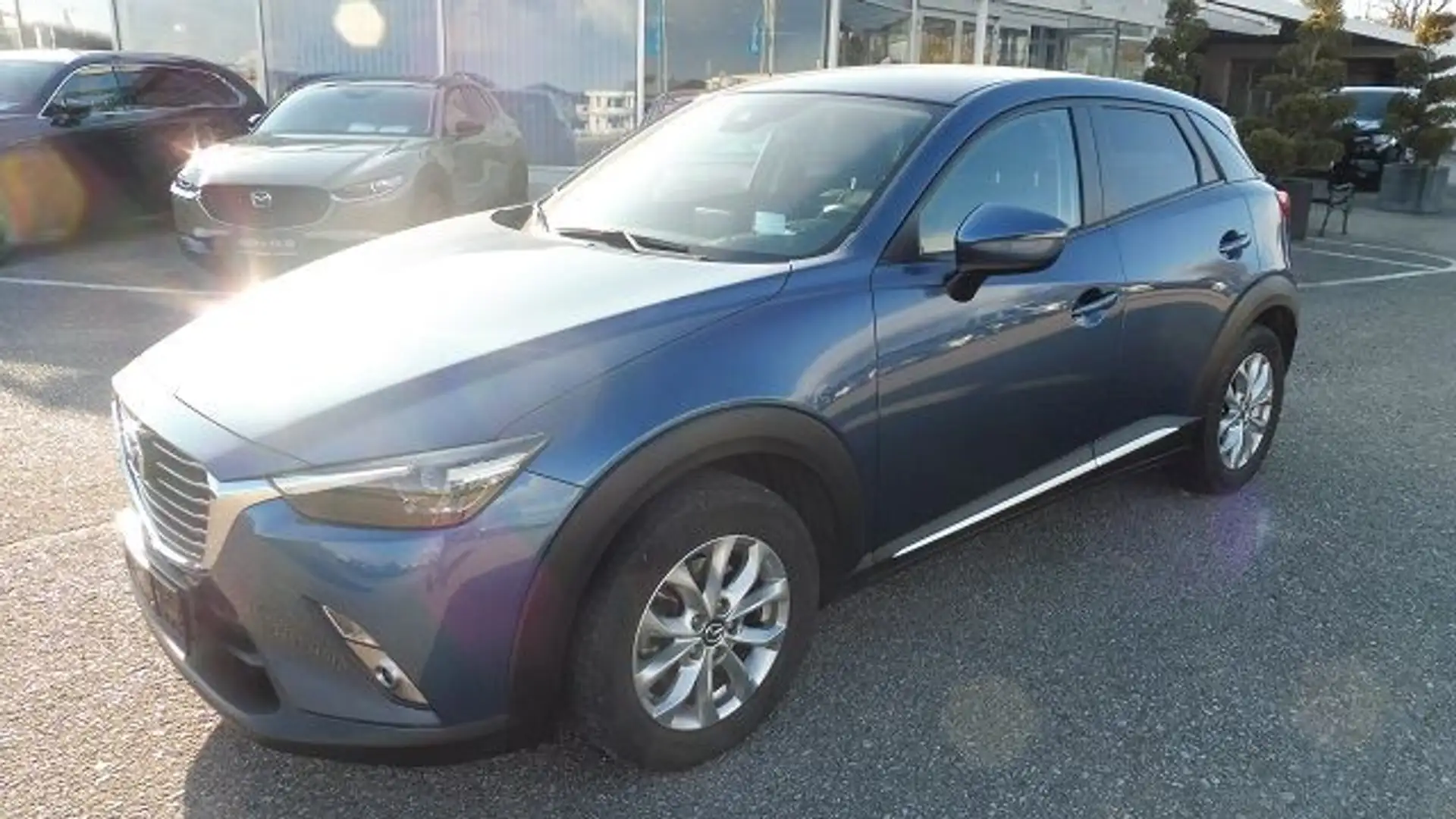 Mazda CX-3 G120 Revolution Aut. Blau - 1