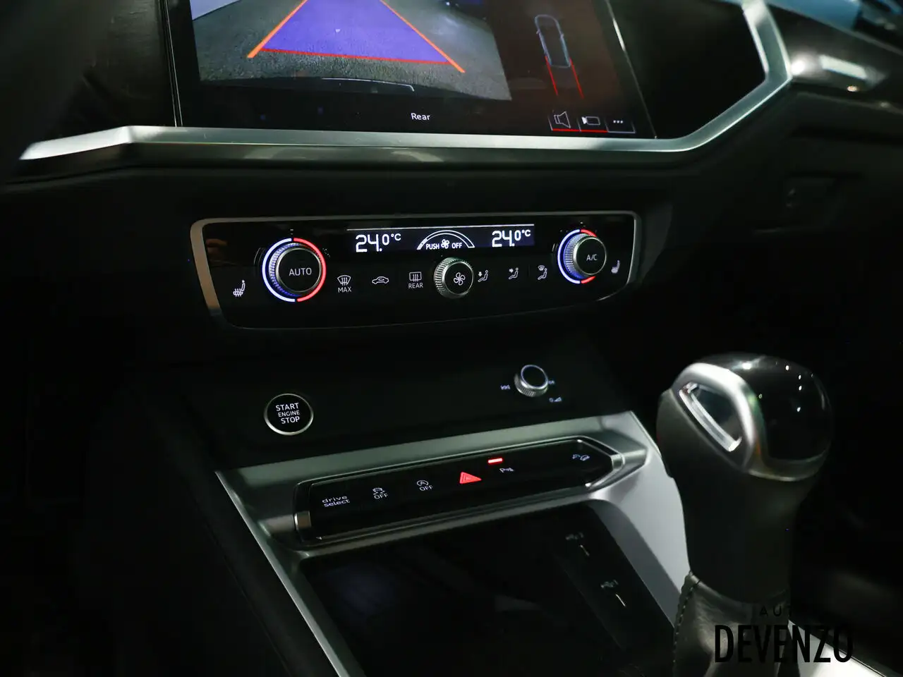 Audi Q3 снимка Audi Q3